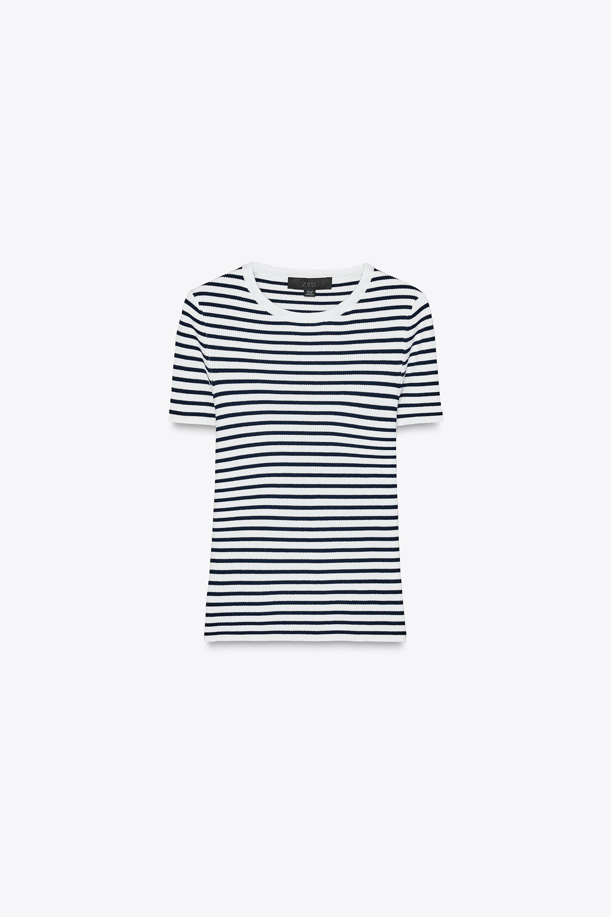 Round neck top with short sleeves. | Zara US