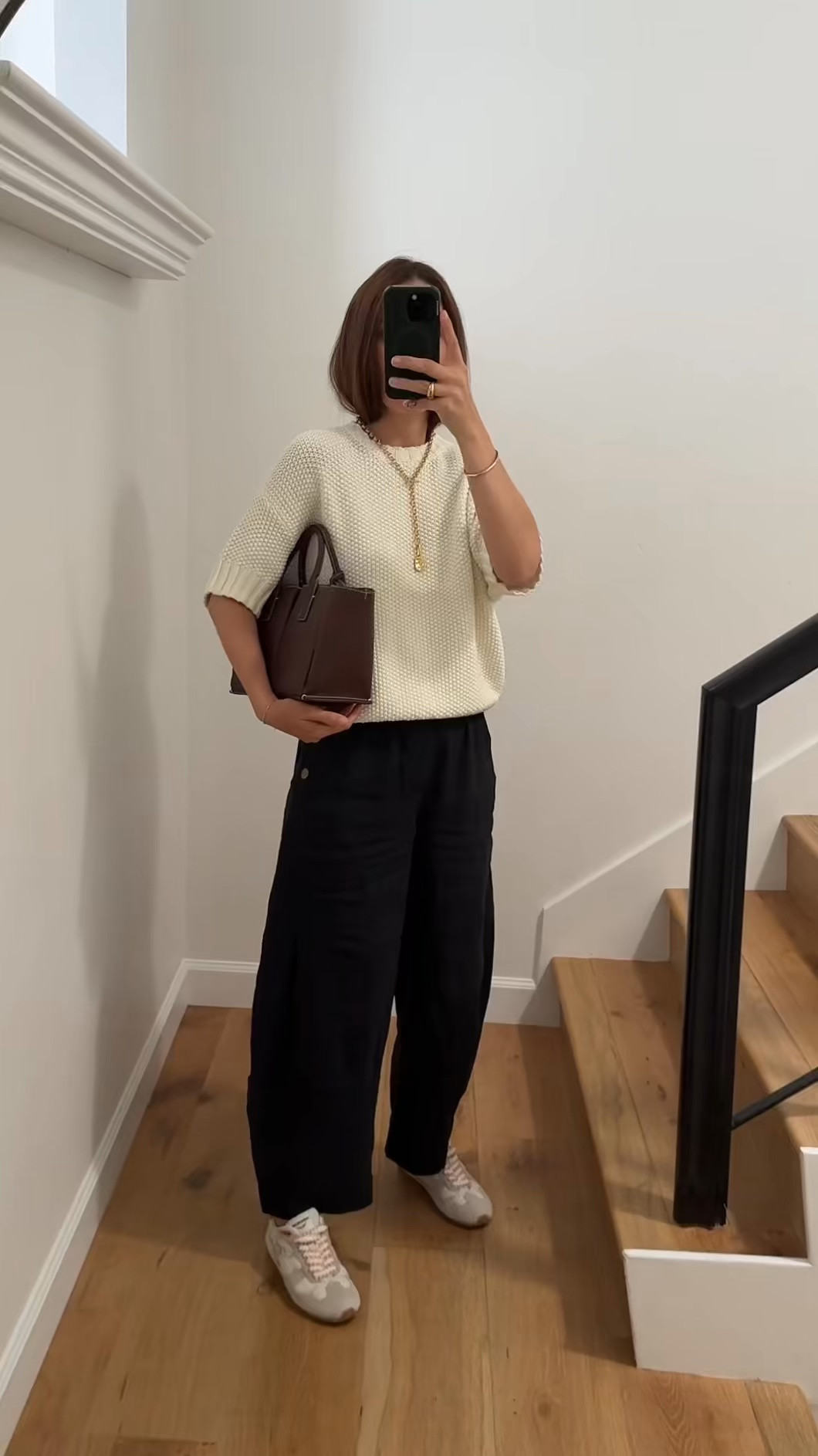 Comfy casual weekend outfit 🤎 

#LTKPetite #LTKdayinmylife #LTKootd