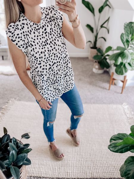 Cute spring outfit. Wearing a small in this leopard dot babydoll flutter sleeve top. Pair with cutoff Jean shorts for a chic beachy look 

#LTKFind #LTKFestival #LTKtravel
