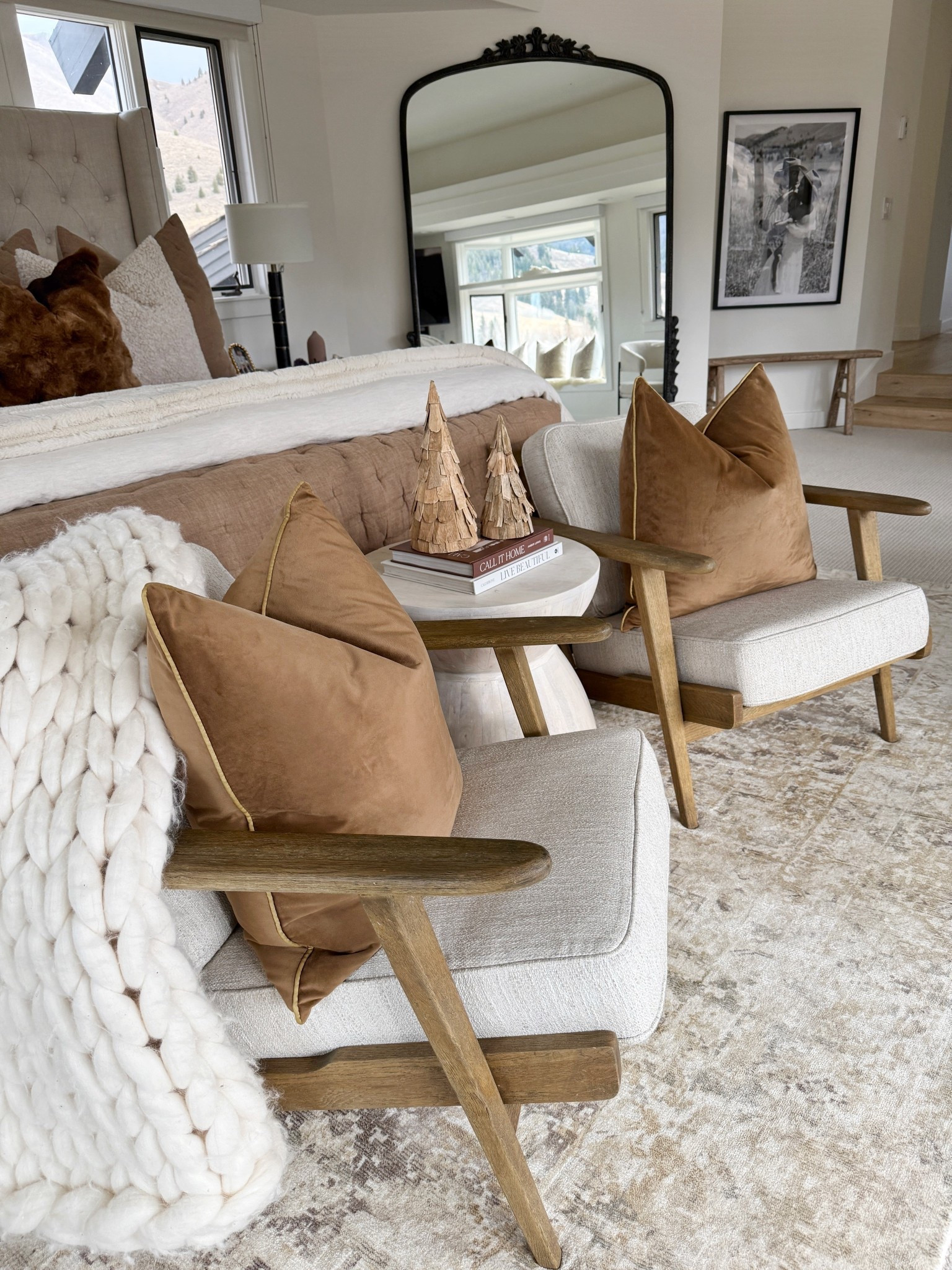 End of bed styling with two accent chairs and my favorite Amazon velvet pillows!

Home decor
Bedroom rug 

#LTKHome