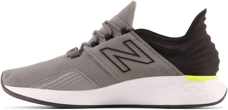 New Balance Men's Fresh Foam Roav V1 Classic Sneaker | Amazon (US)