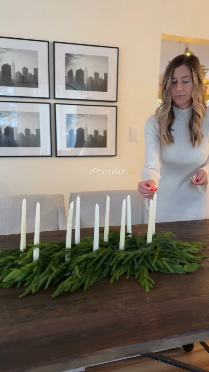 ✨the coziest month of the year ✨


#cozychristmasdecor #holidayseason #december #cozydecorideas #homedecor

#LTKSeasonal #LTKHoliday #LTKHome