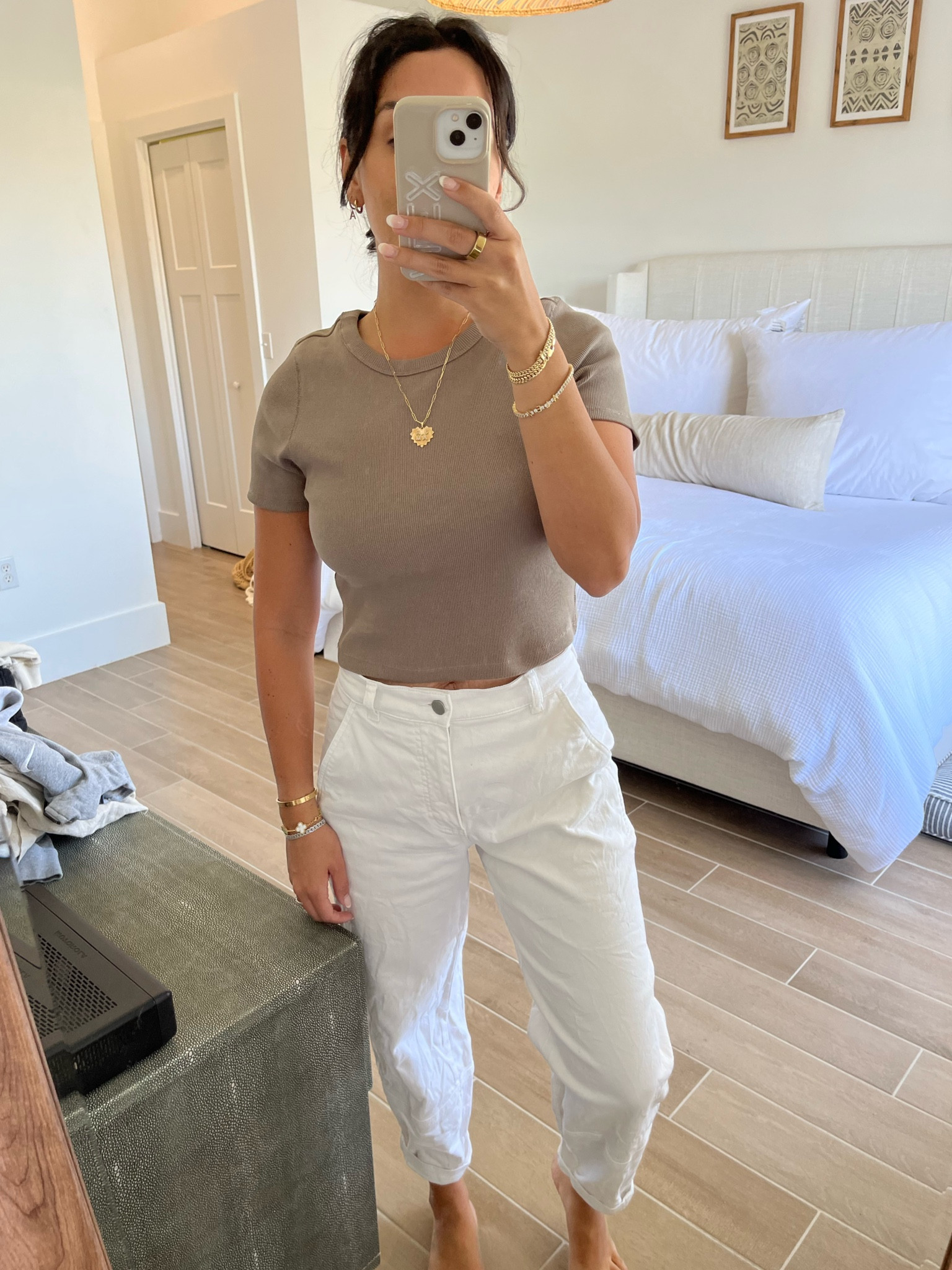 Tight fitting baby tee- size up. Comes in multiple colors 

Utility pants- great option for when you don’t want to wear jeans 

#everlane #basics #capsulewardrobe #alexgarza

#LTKstyletip #LTKunder100 #LTKunder50