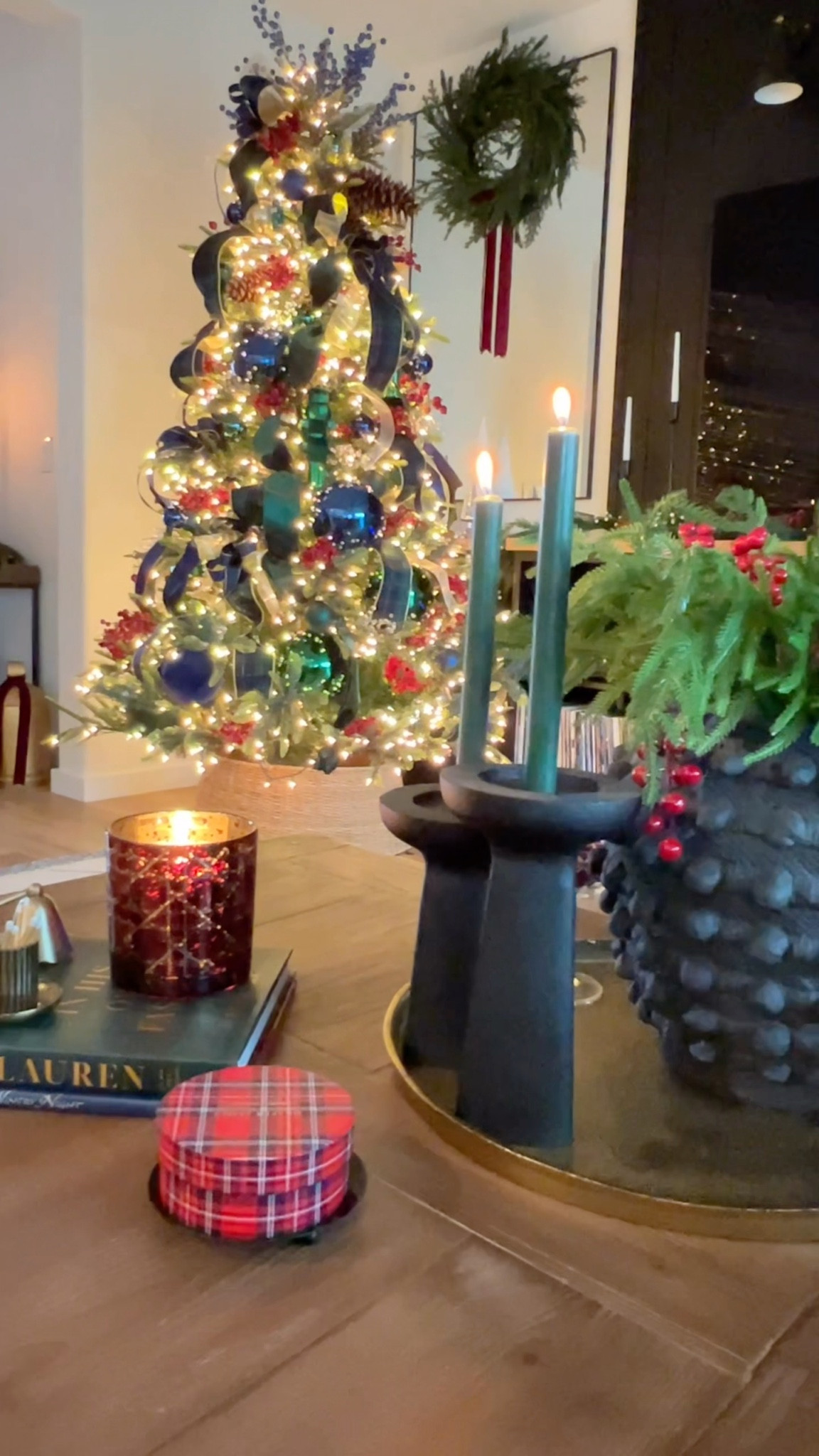 Ralph Lauren inspired Christmas tree decor, tartan, navy velvet ribbon, green velvet ribbon, navy plaid pillows, red pillow