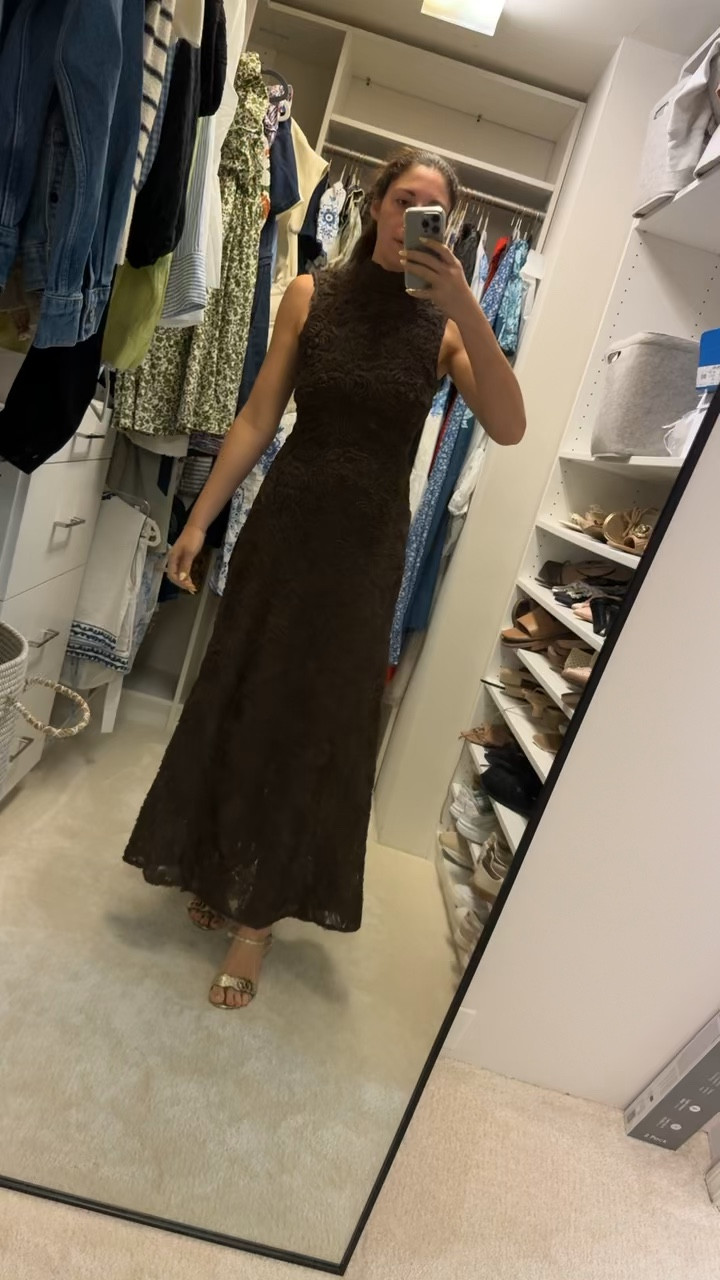 This dress is amazing the material is so cool with the detailed flowers perfect for fall wedding size 2 or 4

#LTKSeasonal #LTKWedding