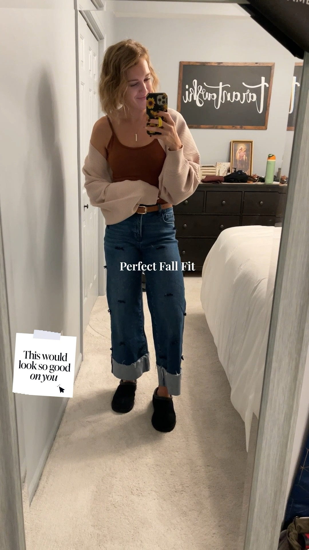 Great mom fit for fall! I love this shrug-it’s LUXURIOUS - and will go with so many things!!😍

#LTKStyleTip 

#LTKFindsUnder100 #LTKSeasonal