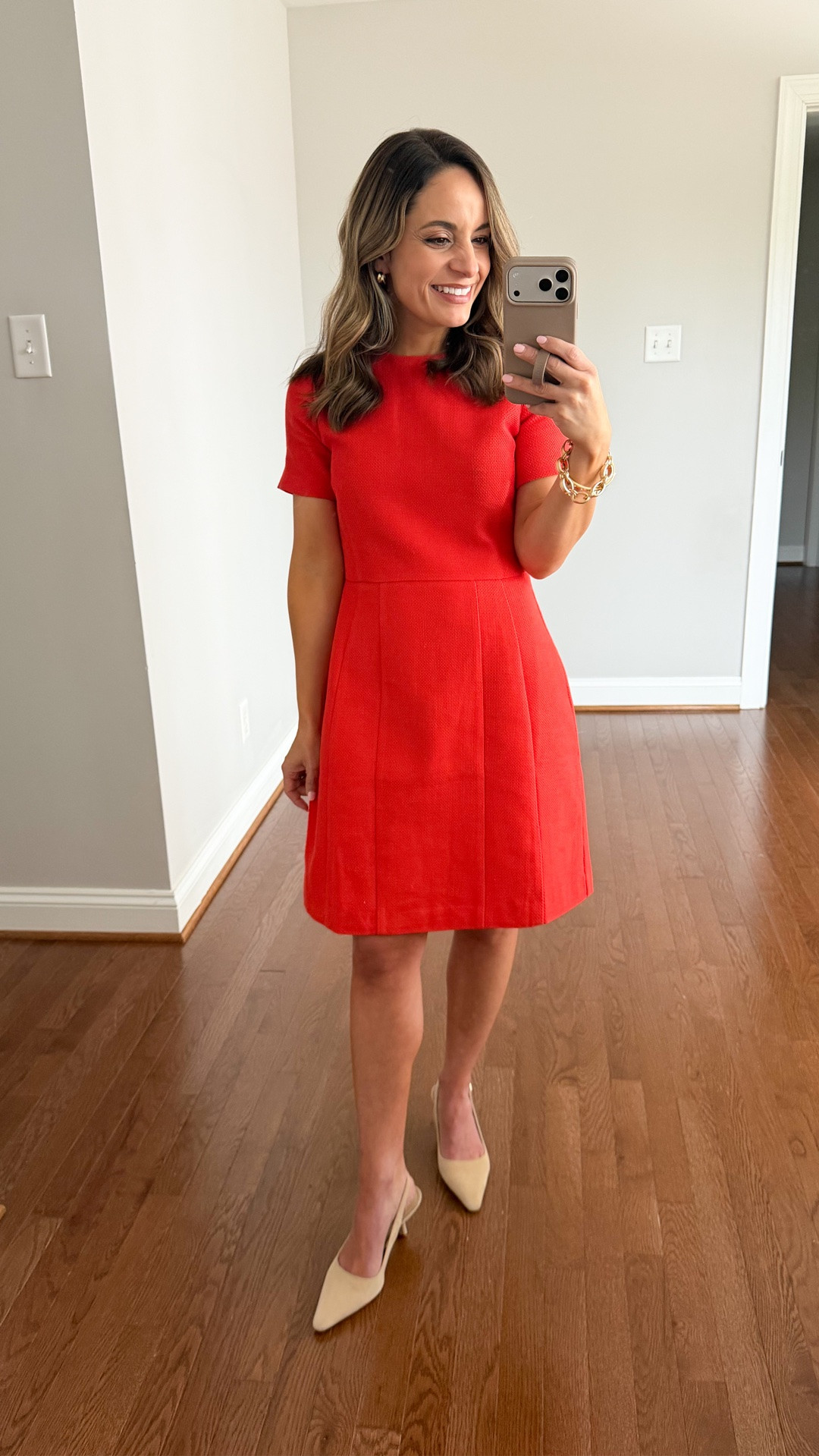 A great dress for work or a special occasion like a graduation! Marked down to $99 today! 

Dress: petite 00 - true to size