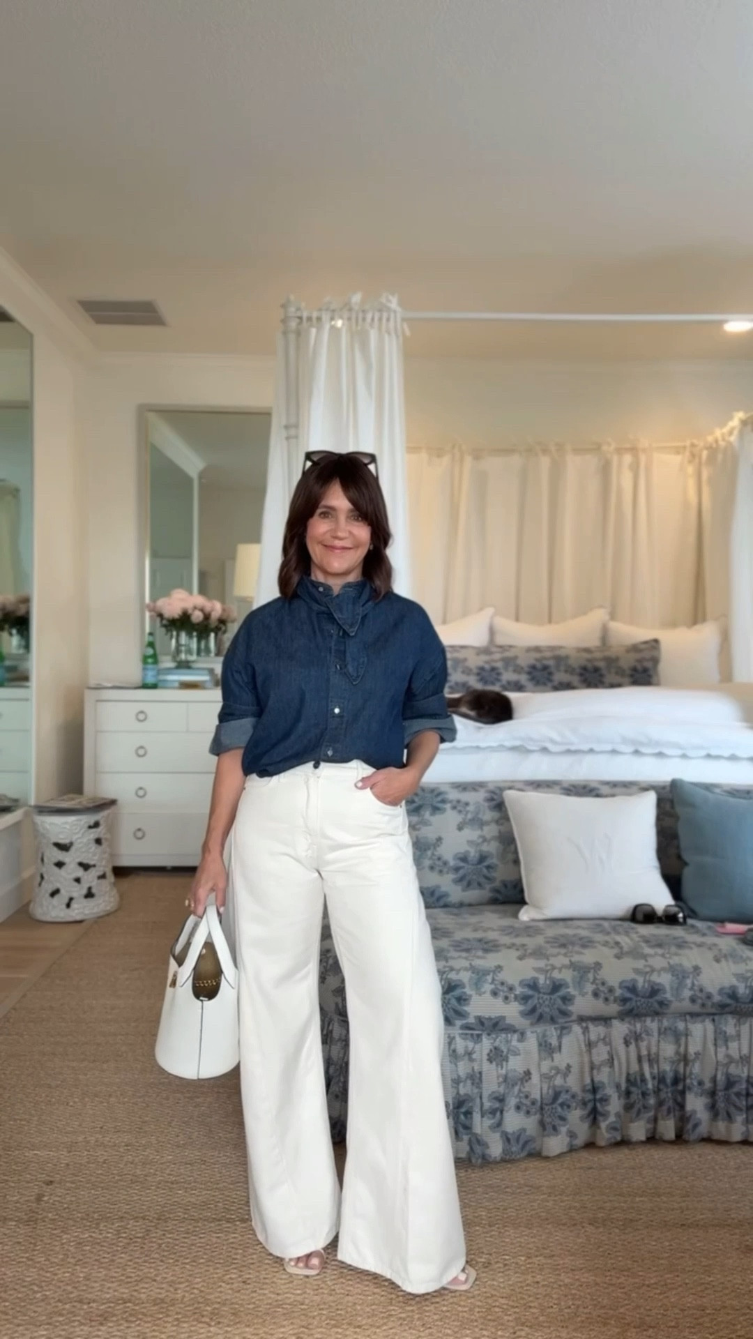 My new favorite pair of jeans!! I just bought them in two washes and have been wearing them nonstop!

#LTKOver40 #LTKSeasonal #LTKootd