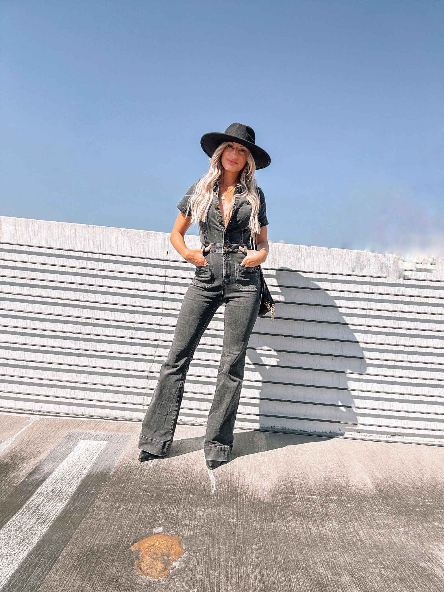 Jean Jumpsuit

Black Outfit, Outfit Inspo, Black Hat, Fall Outfit, Casual Outfit, Bedding, Jeans, Bedroom, Living Room, Sneakers, Winter Outfit, Baby Shower, Maternity, Ski Outfit, Nursery

#LTKSeasonal #LTKstyletip #LTKfindsunder100