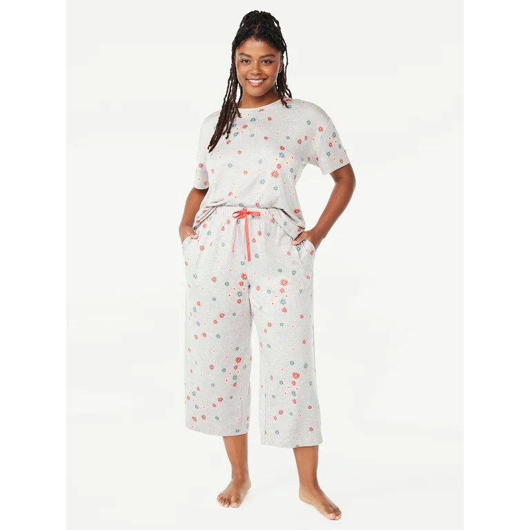 Joyspun Women's Short Sleeve T-Shirt and Cropped Pants Pajama Set, Sizes S-3X | Walmart (US)