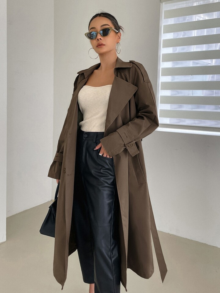 DAZY Raglan Sleeve Epaulettes Design Belted Trench Coat | SHEIN