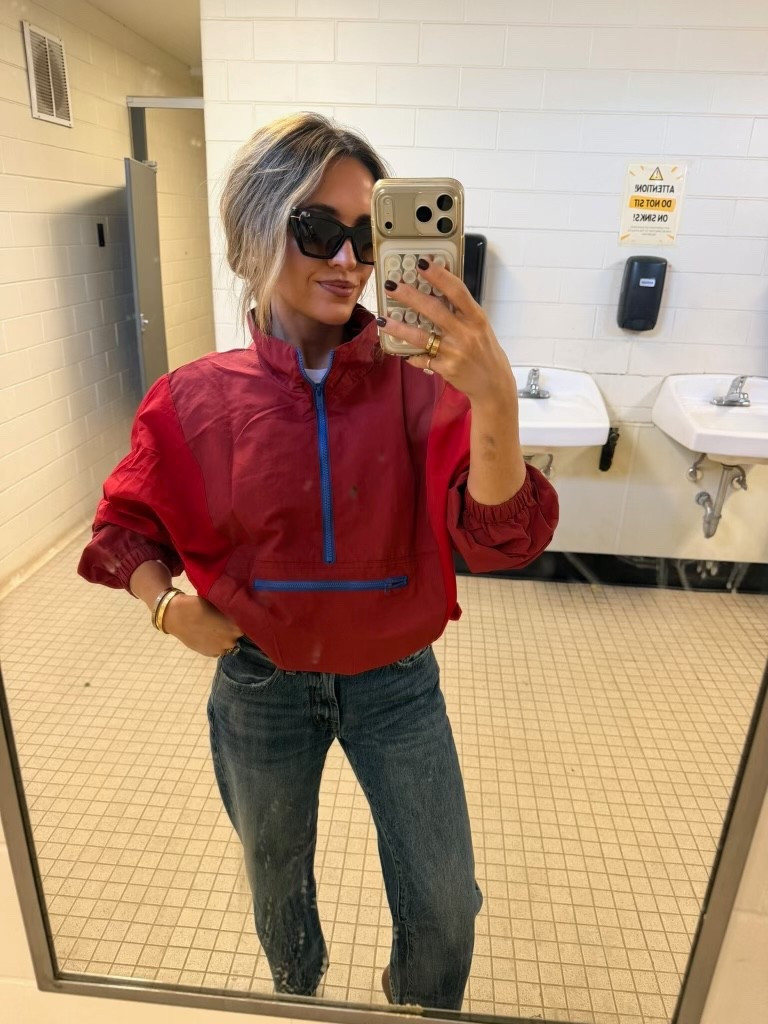 This pullover looks like a designer one - it’s so good! Love the color combo.

Amazon, amazon finds, pullover, jacket, women’s fashion, petite fashion