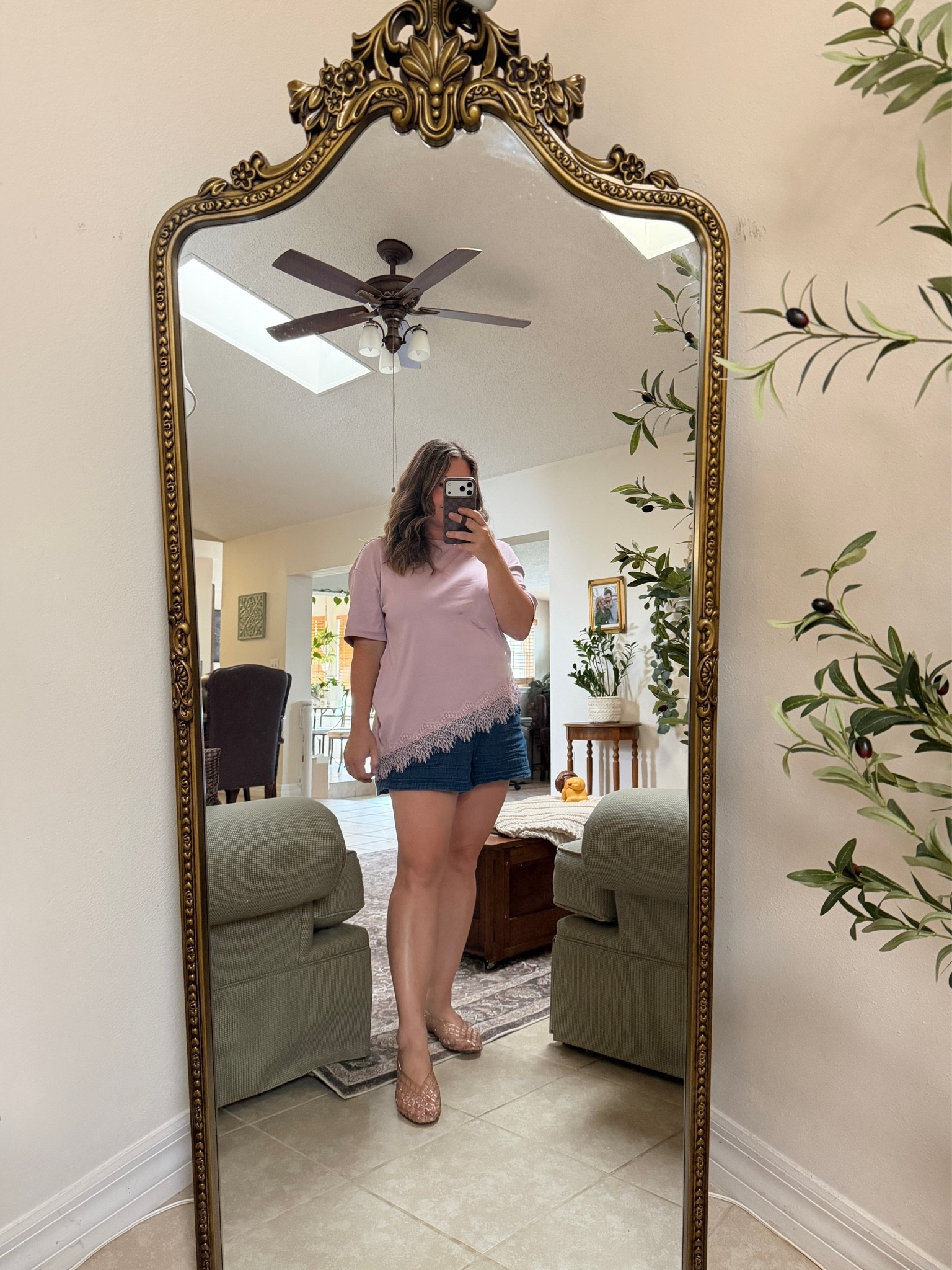Mom outfit of the day great fire every day errands and chasing a toddler.

#LTKootd #LTKMidsize