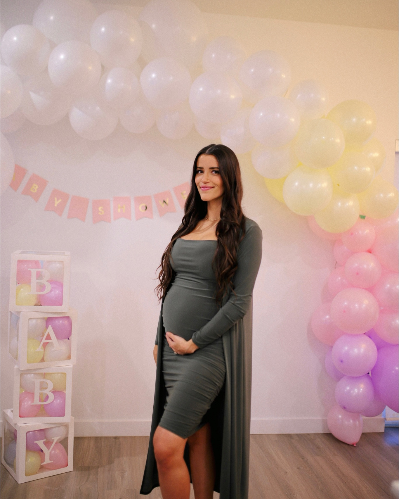 Baby shower dress! Perfect for the holidays coming up! 

#LTKbump #LTKHoliday #LTKunder50
