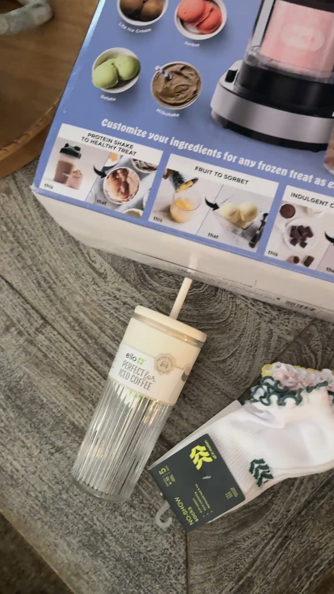 Random target finds

This seven and one ice cream maker ninja creamy is on sale for $199.99

I needed some new socks to wear with my sneakers for my workouts and walks and I thought these little lettuce trimmed socks were adorable so I picked up a five pack of those 

and then I wanted a new glass water bottle/cup to use for my water and or coffees and I found this glass one with the silicone lid and straw

 I will link everything here. ￼



#LTKSaleAlert #LTKActive #LTKHome