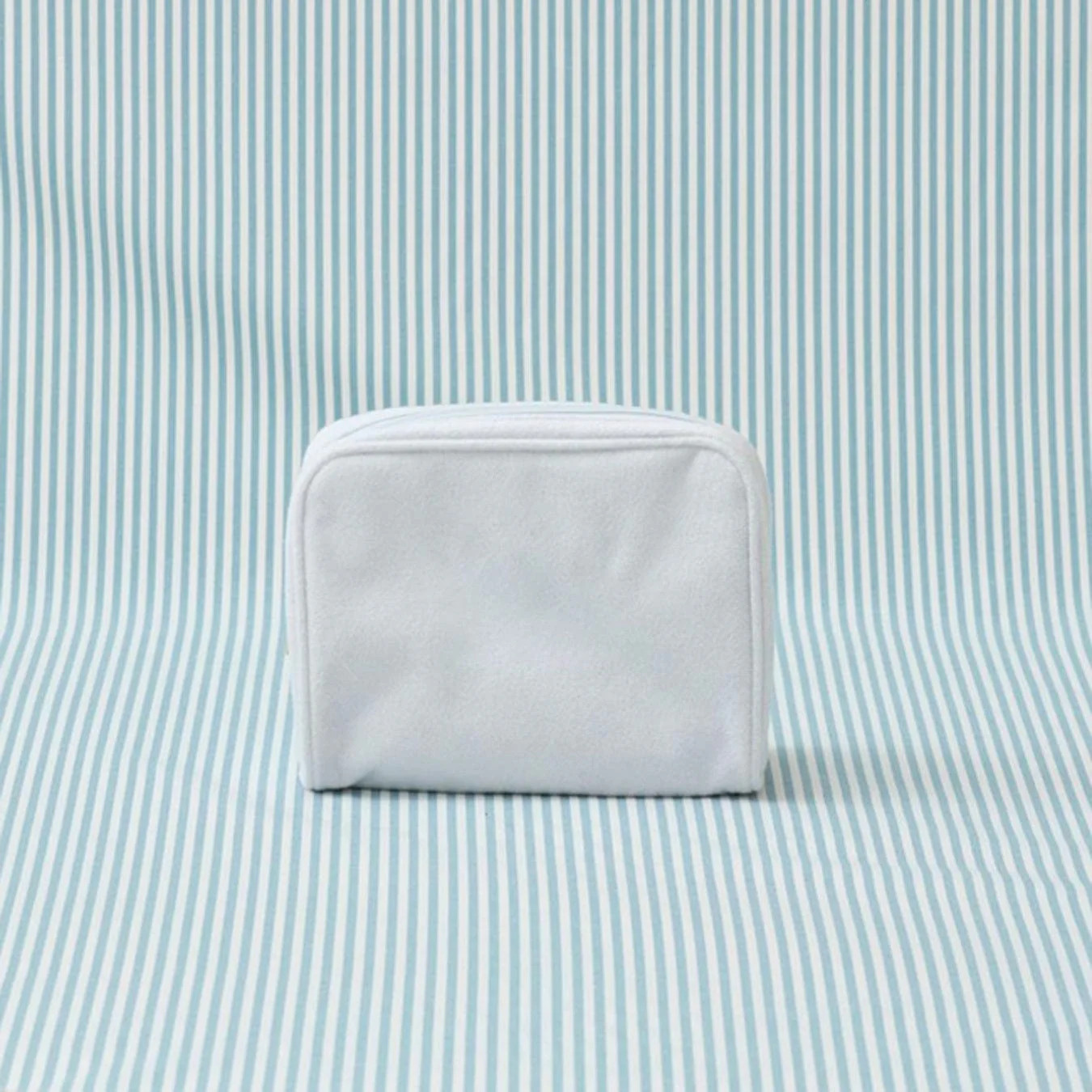 Small Signature Toiletry Bag | Weezie Towels