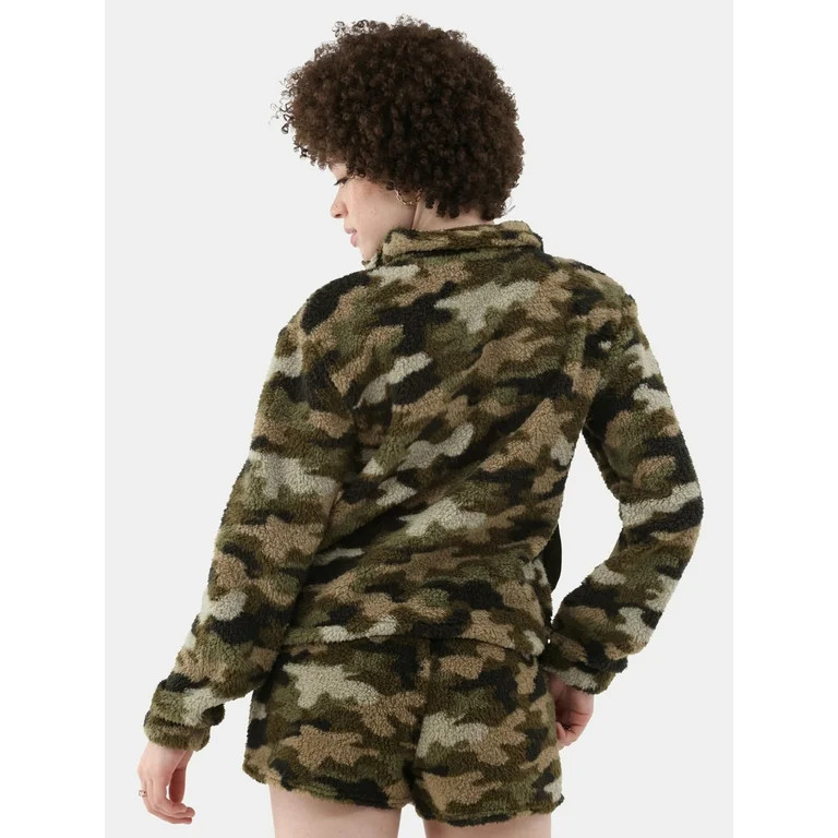 No Boundaries Half Zip Plush Pullover with Pockets, Women's and Women's Plus | Walmart (US)