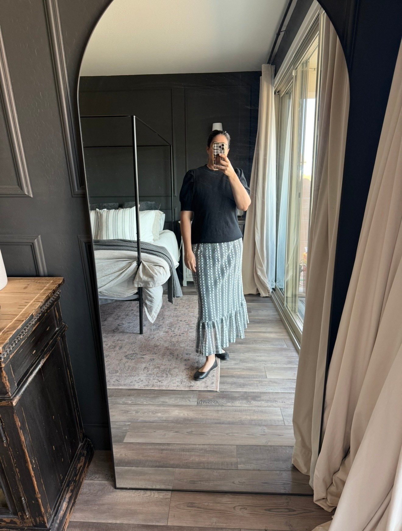 This mirror is the statement piece every bedroom needs 🪞 Linking it for you!

#LTKHome