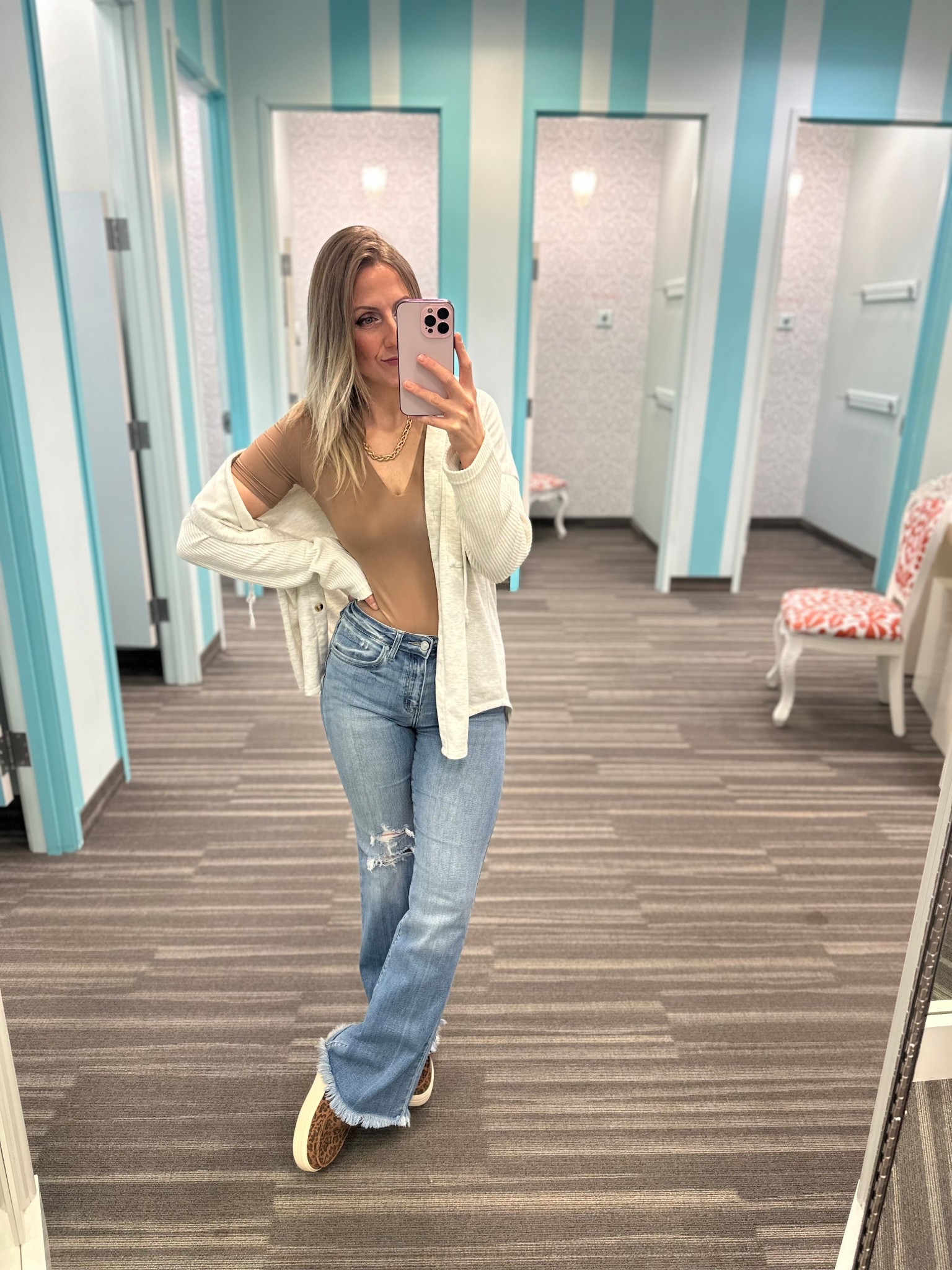 Medium in bodysuit,
27 in jeans and medium in shacket 

#LTKSaleAlert #LTKmomlife #LTKootd