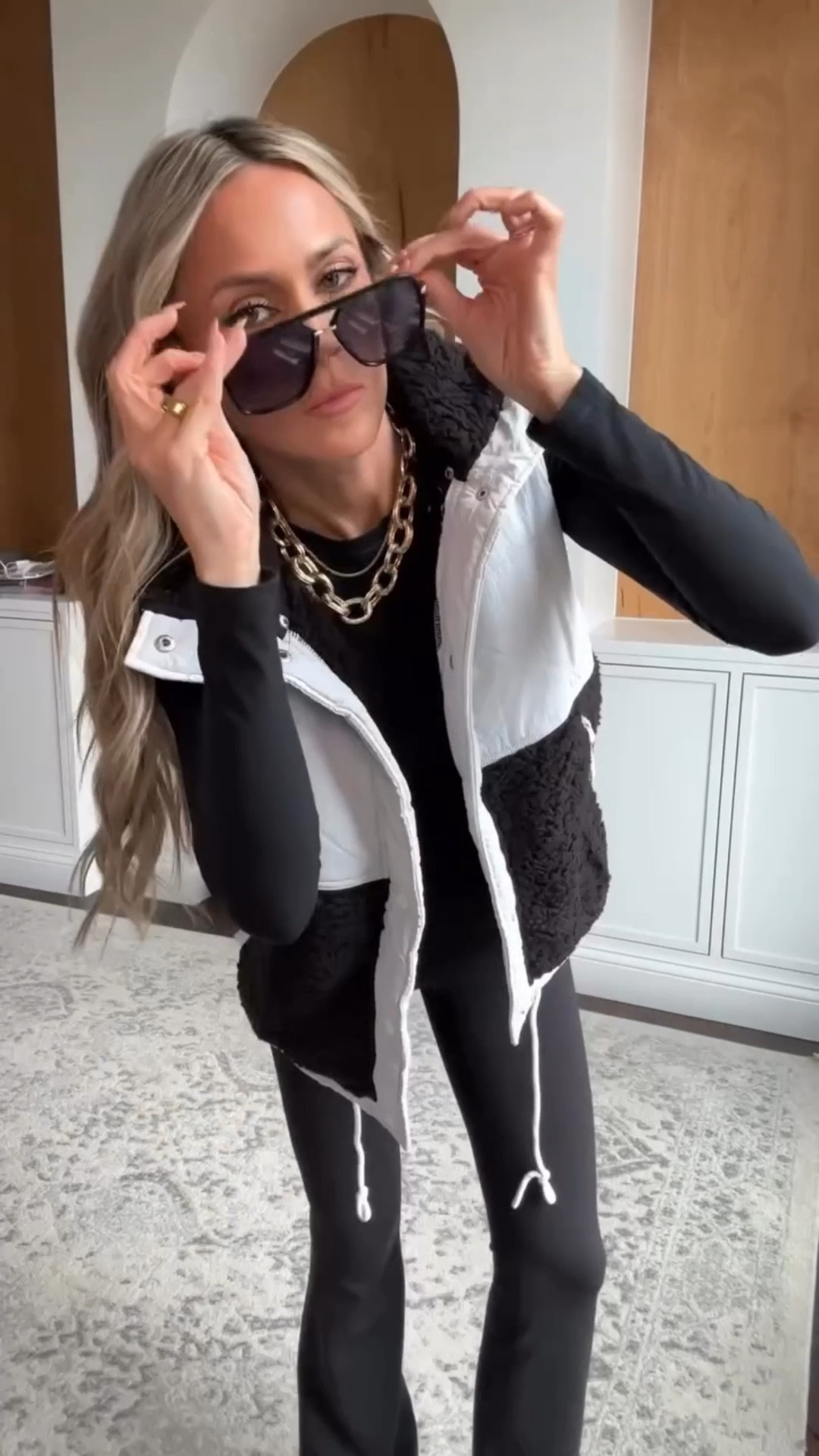 

Amazon flare leggings that have no front seam and also come in length options! Love them paired with a seamless top and cute puffer vest for an elevated casual winter outfit 🖤👟

#casualoutfitinspo #winteroutfitideas

#LTKActive #LTKPetite #LTKFindsUnder50