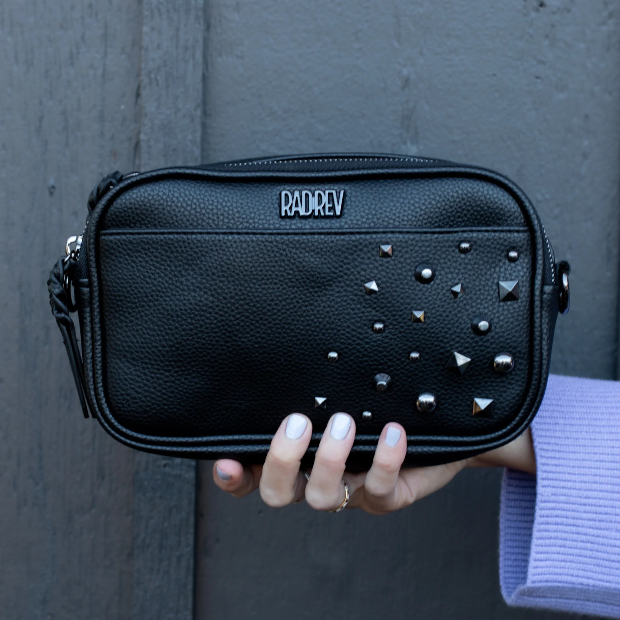 Studzy Sling in Pebble Black | Rad Revolution