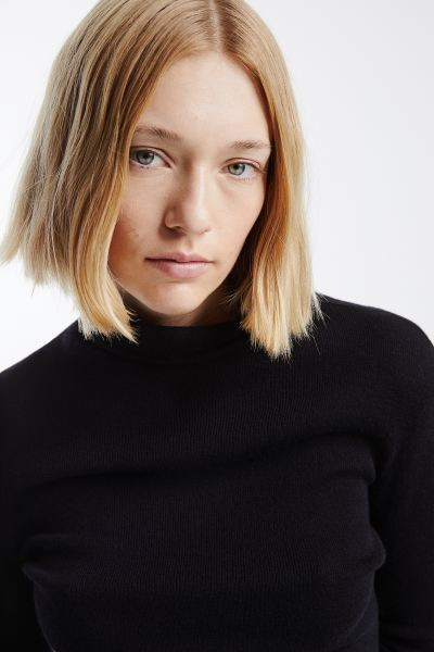 Cashmere-blend polo-neck jumper | H&M (UK, MY, IN, SG, PH, TW, HK)