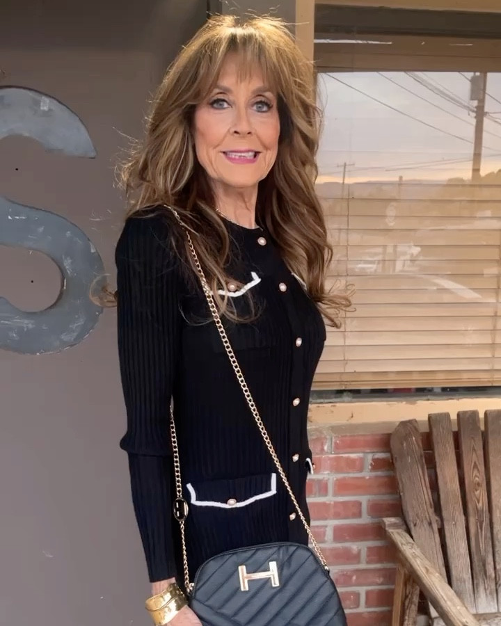 Nanette Lepore dress, perfect for the holidays! 
Size Small

#sweaterdress #nordstrom #nanettelepore #Holidaystyle #Partydress

#LTKGiftGuide #LTKStyleTip #LTKHoliday