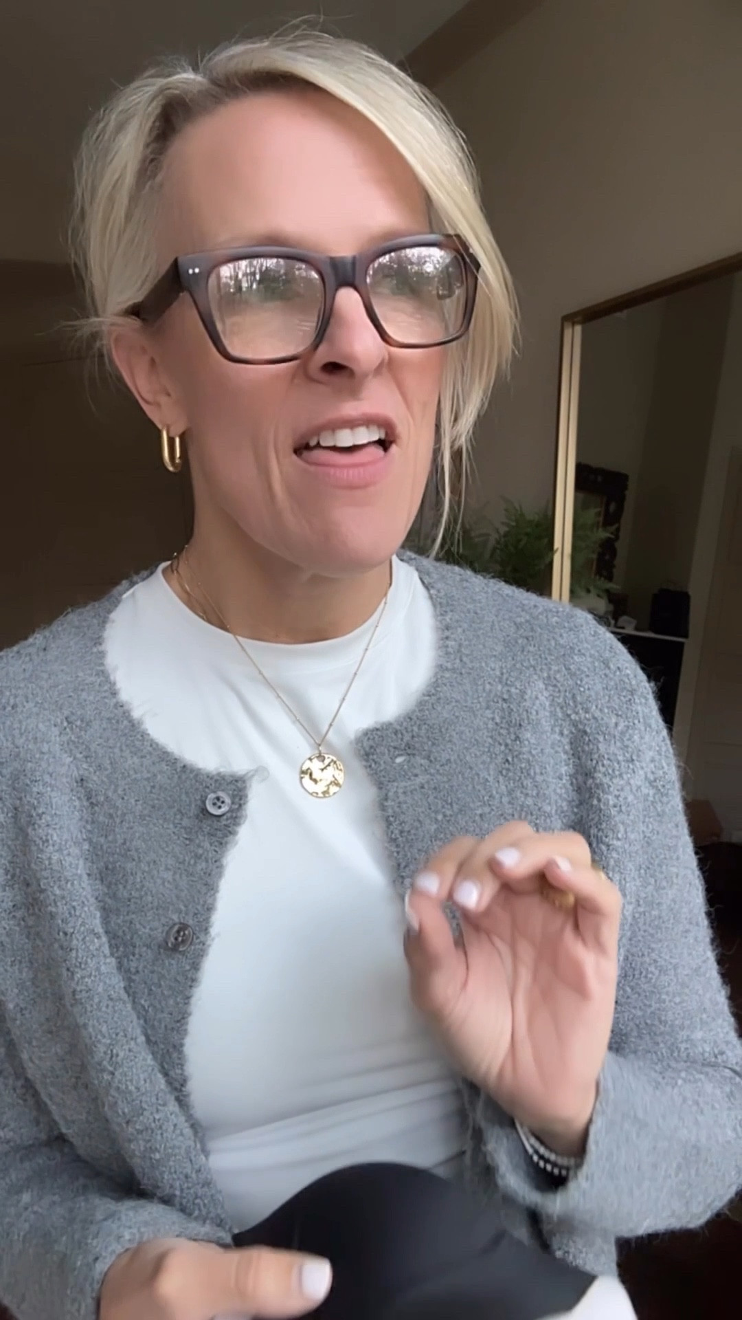 Early BFCM sale! Everything on site is up to 30 % off 
AND you can stock my code for an additional 15% off. 

Code CINDYSWANSON15
If spend $100+ get free shipping 

My favorite style is the Relief bra 

Soo good. Completely seamless, extremely comfortable, no wire, but the technology of a wire



#LTKCyberWeek #LTKSaleAlert #LTKOver40