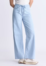 High Rise Wide Leg Alecia Women's Jeans, Light vintage blue - BL16011 | Buffalo David Bitton