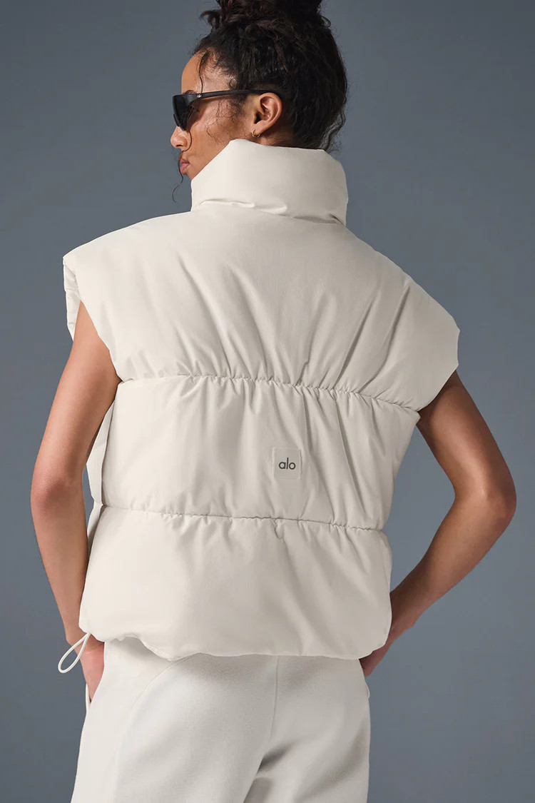 Incline Puffer Vest - Black | Alo Yoga (US)