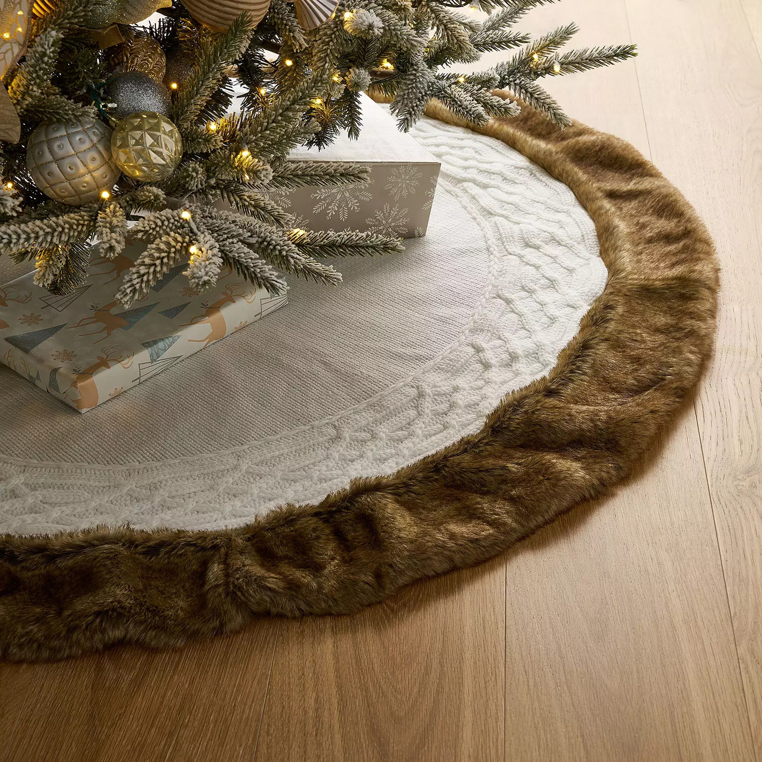Member's Mark Holiday Tree Skirt | Sam's Club