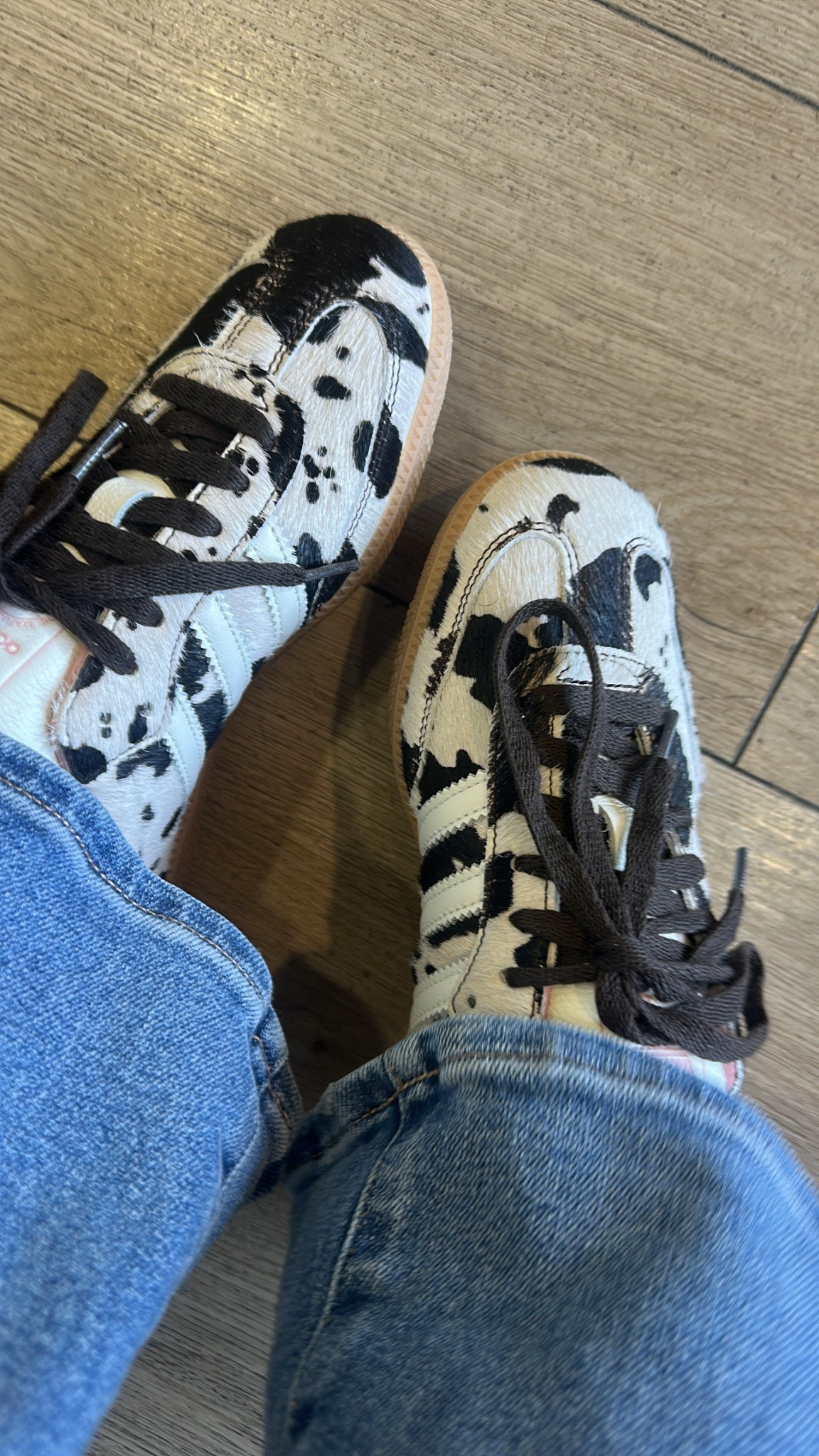 Cow print adidas 🫦🤎😍 


#LTKSeasonal #LTKActive #LTKShoeCrush
