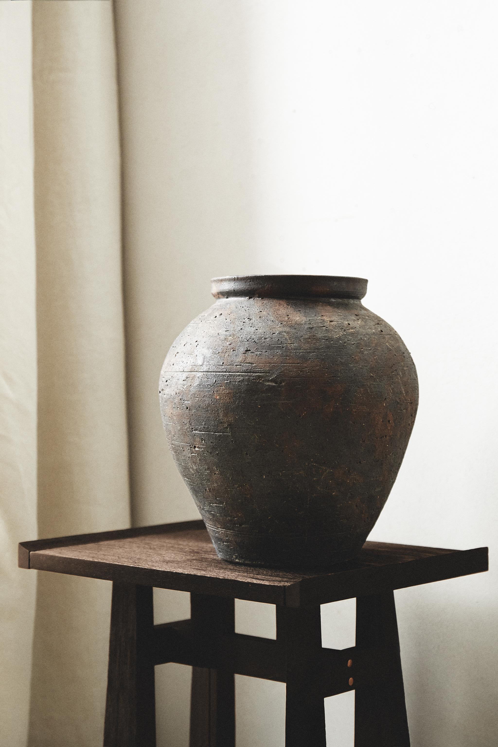 TEXTURED CERAMIC VASE | Zara US
