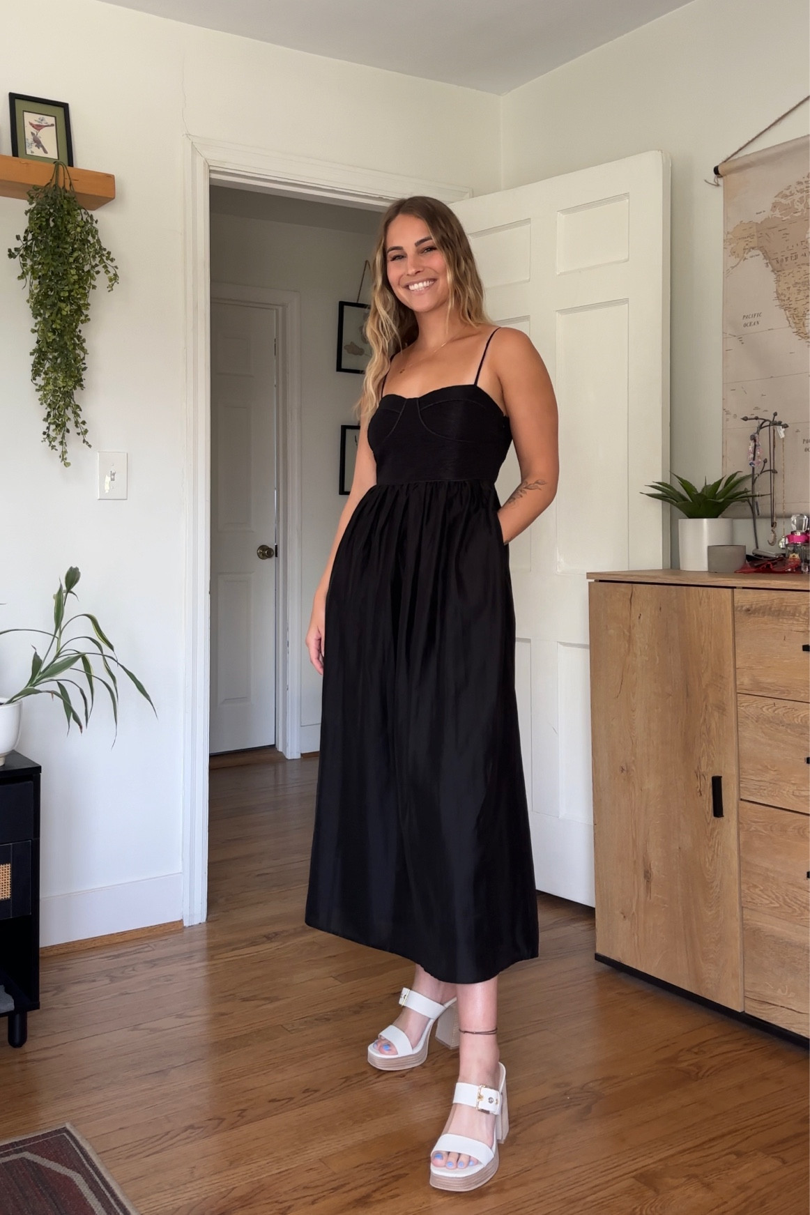 Super comfy, flattering, and true to size. I love that there are pockets too. 

#LTKunder100 #LTKwedding #LTKstyletip