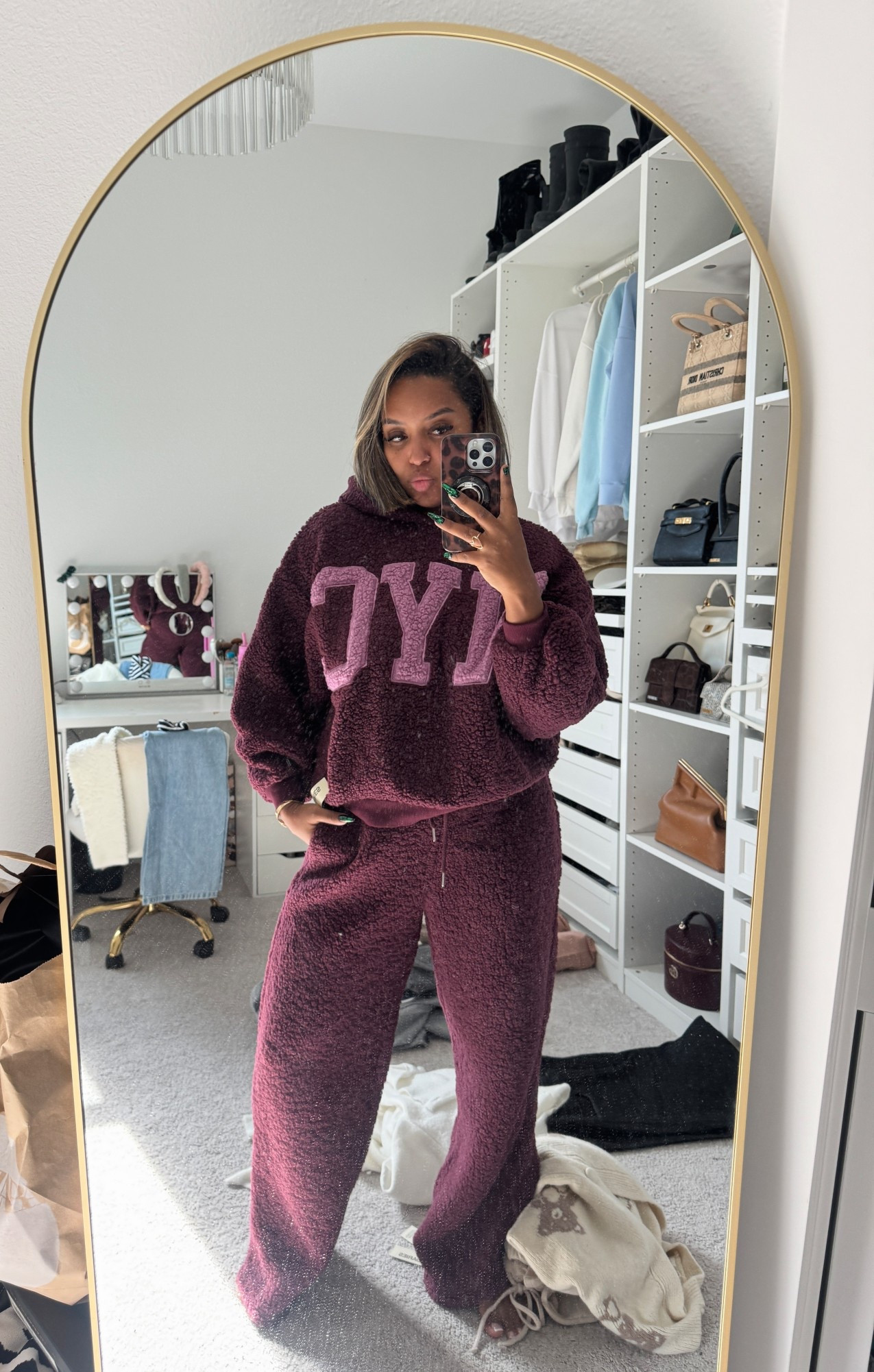 Cute cozy Walmart set for the winter fall time 

#LTKootd #LTKmomlife #LTKMidsize