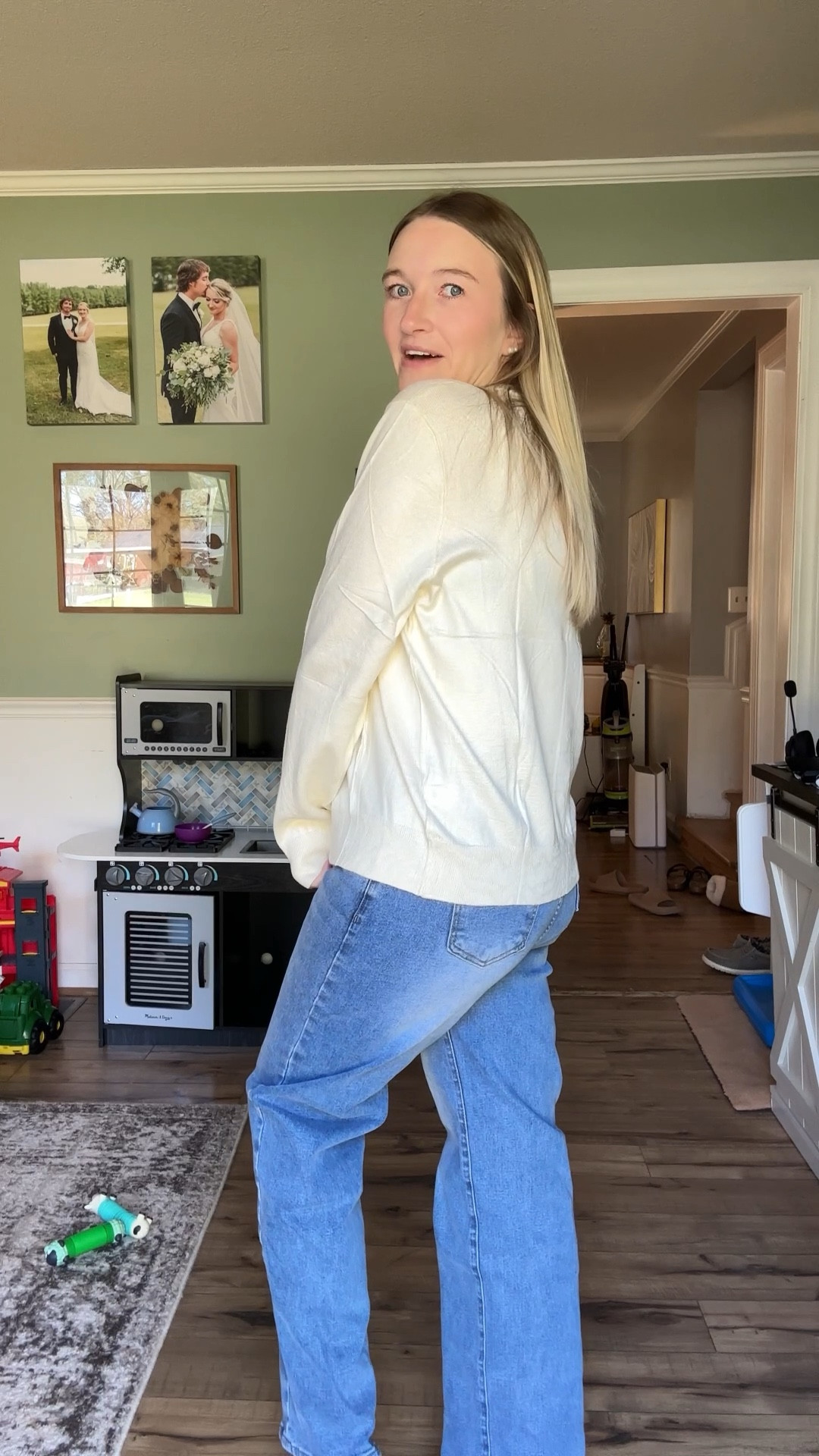 Perfect lightweight cardigan for spring! 🌼🌸🌷

#LTKootd #LTKmomlife #LTKgrwm