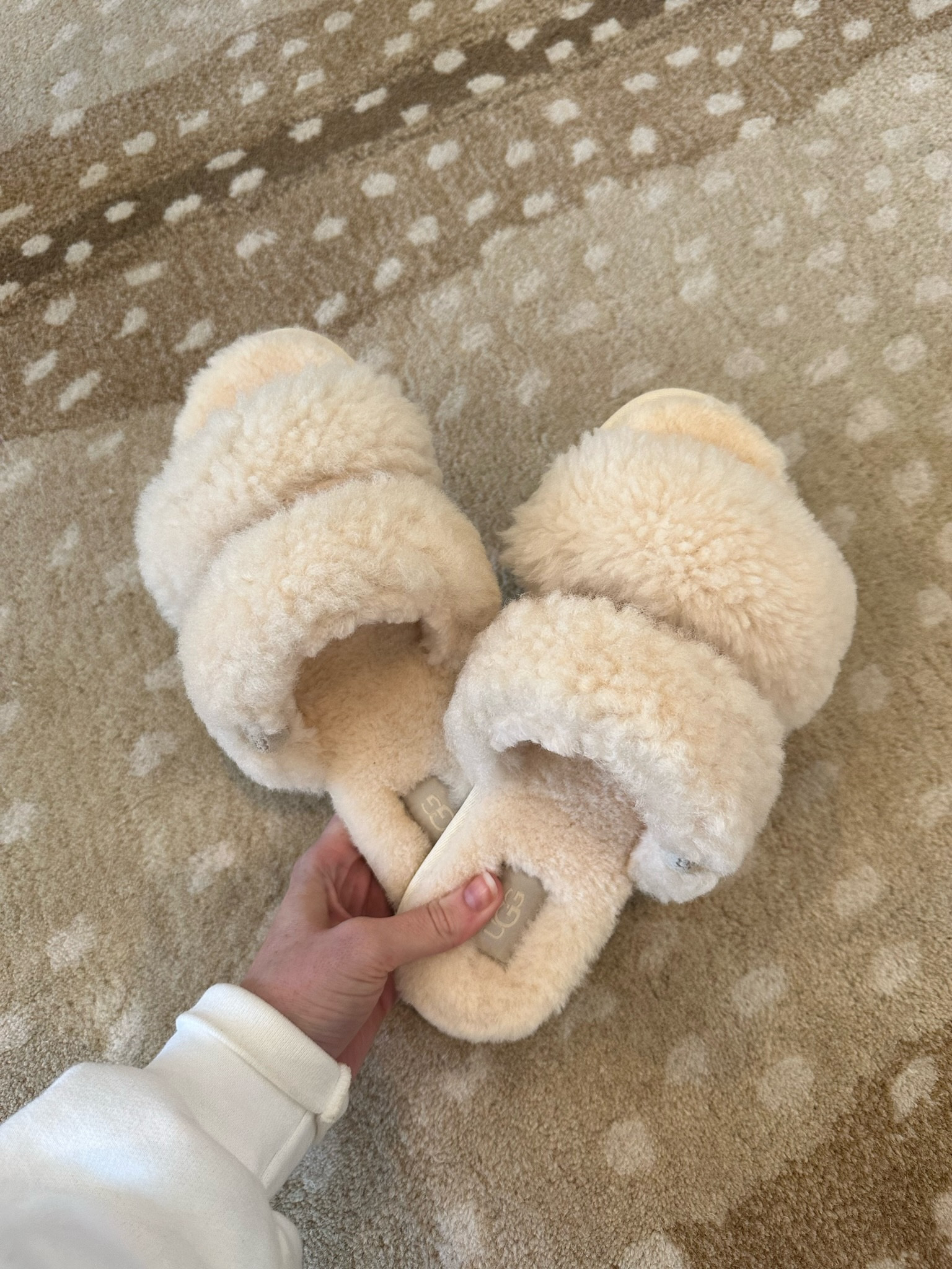 I'm loving these cozy Ugg slippers that are part of the Nordstrom Anniversary sale! 

#LTKFind #LTKSeasonal #LTKxNSale