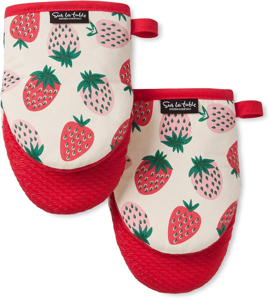 SUR LA TABLE Kitchen Essentials Quirky Strawberries Fruit Mini Oven Mitt 2-Pack Set, Heat Resista... | Amazon (US)