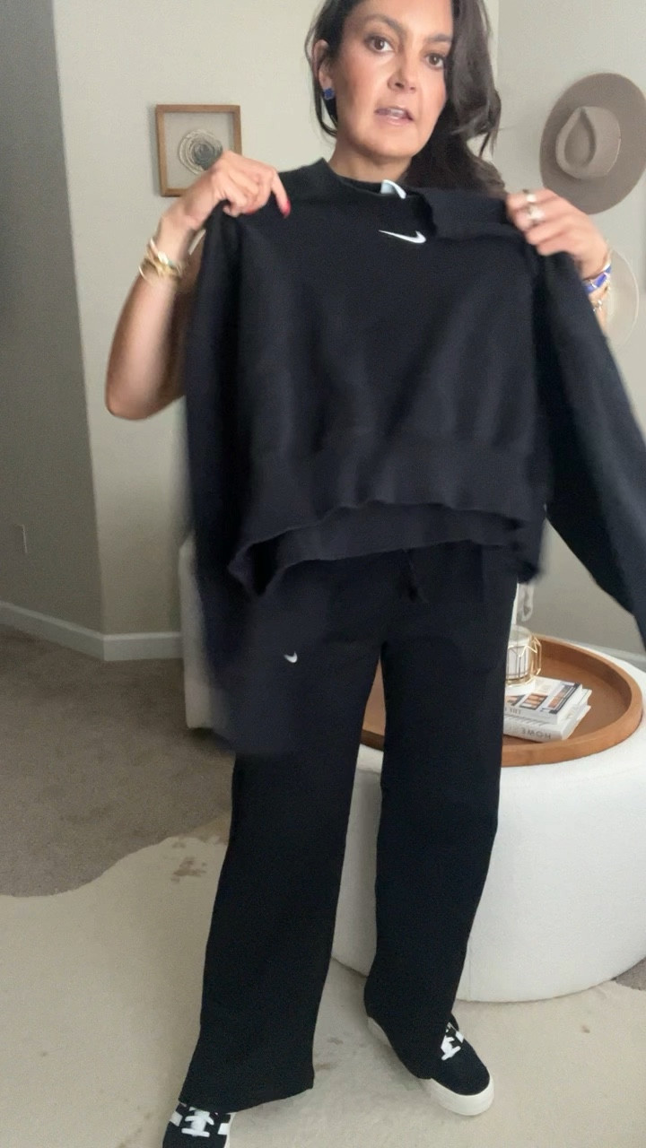 Nike sweats. NSale. Nordstrom anniversary sale. Nike outfit. Athleisure. Bra is xs, pants are xs, sweatshirt is a small, sneaks are tts