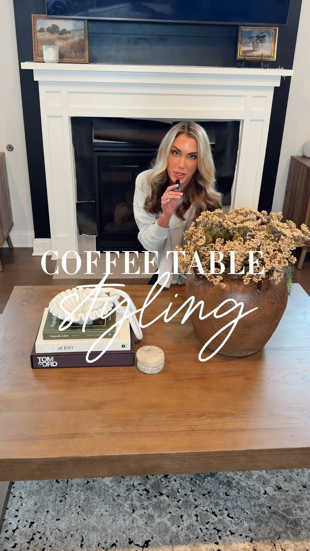 Coffee table styling tips and decor 101! 



•
•
Neutral home decor, modern organic, shelf shelves styling, large table decor, season and holiday decor, coffee table books, faux books, vase, marble bowl 

#LTKSeasonal #LTKHome