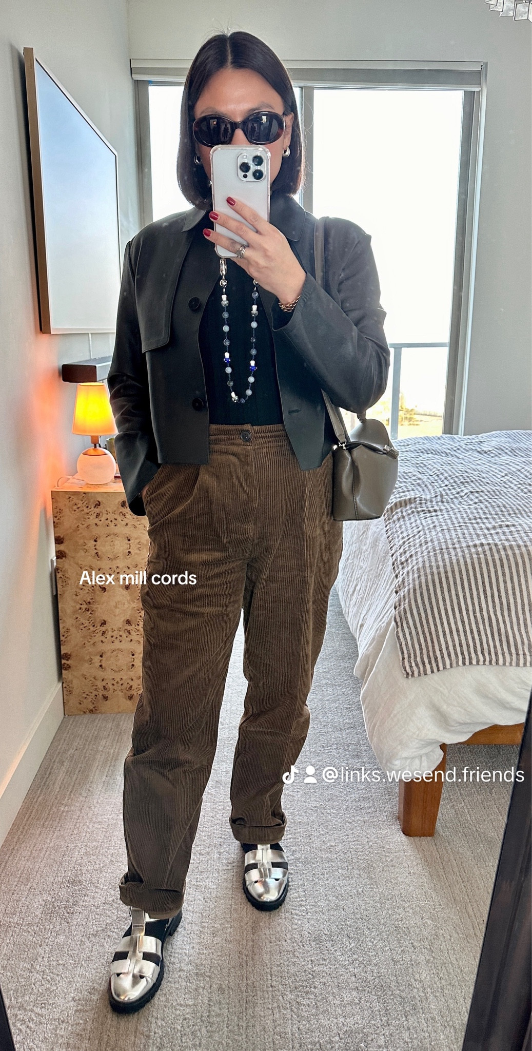 Black and brown make for a chic combo. Alex Mill cords are giving my jeans a much needed break  

#LTKSeasonal #LTKsalealert #LTKstyletip