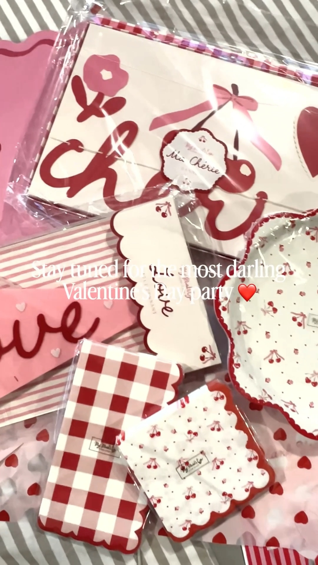 The ultimate Valentine’s Day party decor is from the one and only my mind’s eye. The most darling pieces at affordable prices. Use my code: ELAINE10