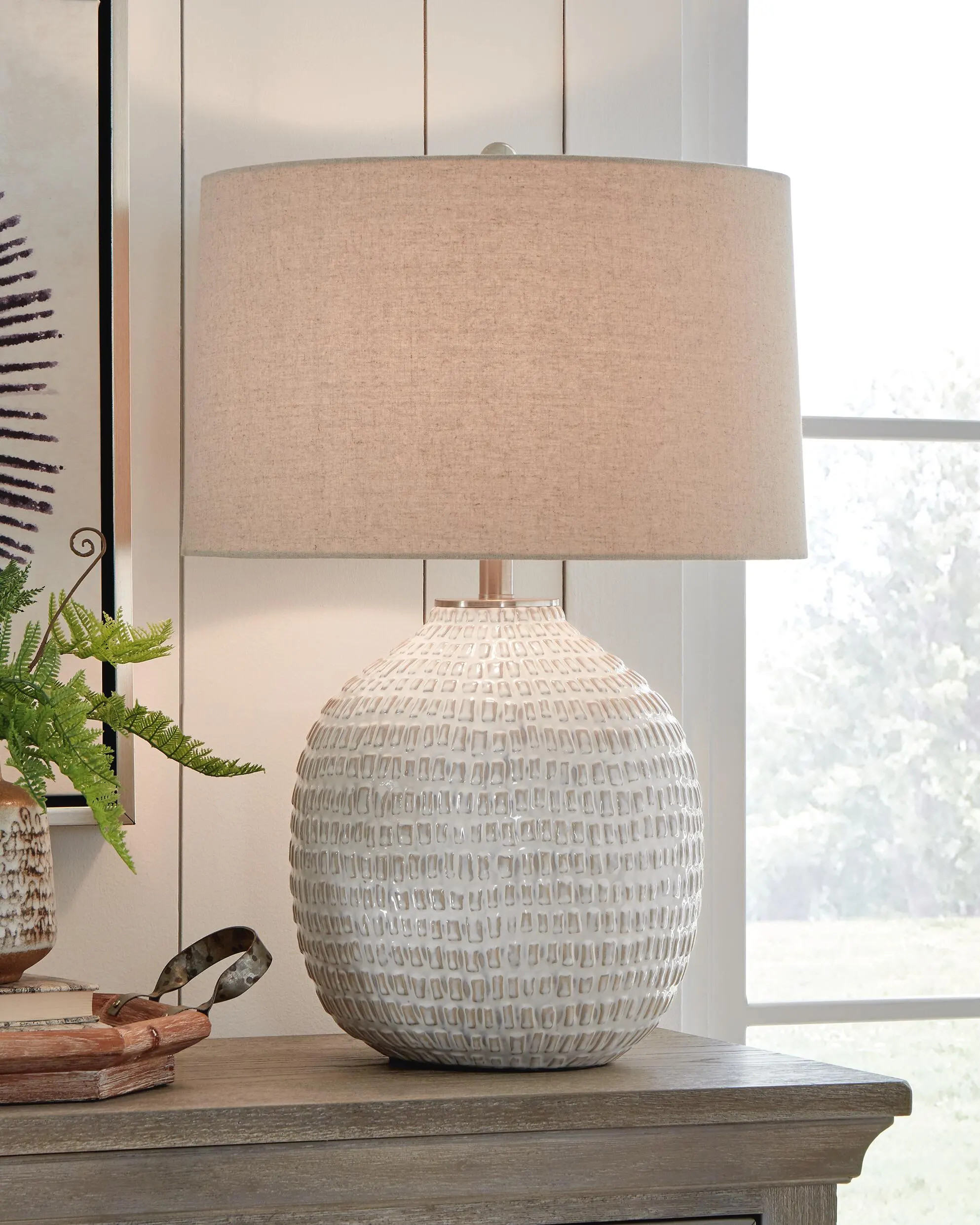 Jamon Table Lamp | Ashley | Ashley