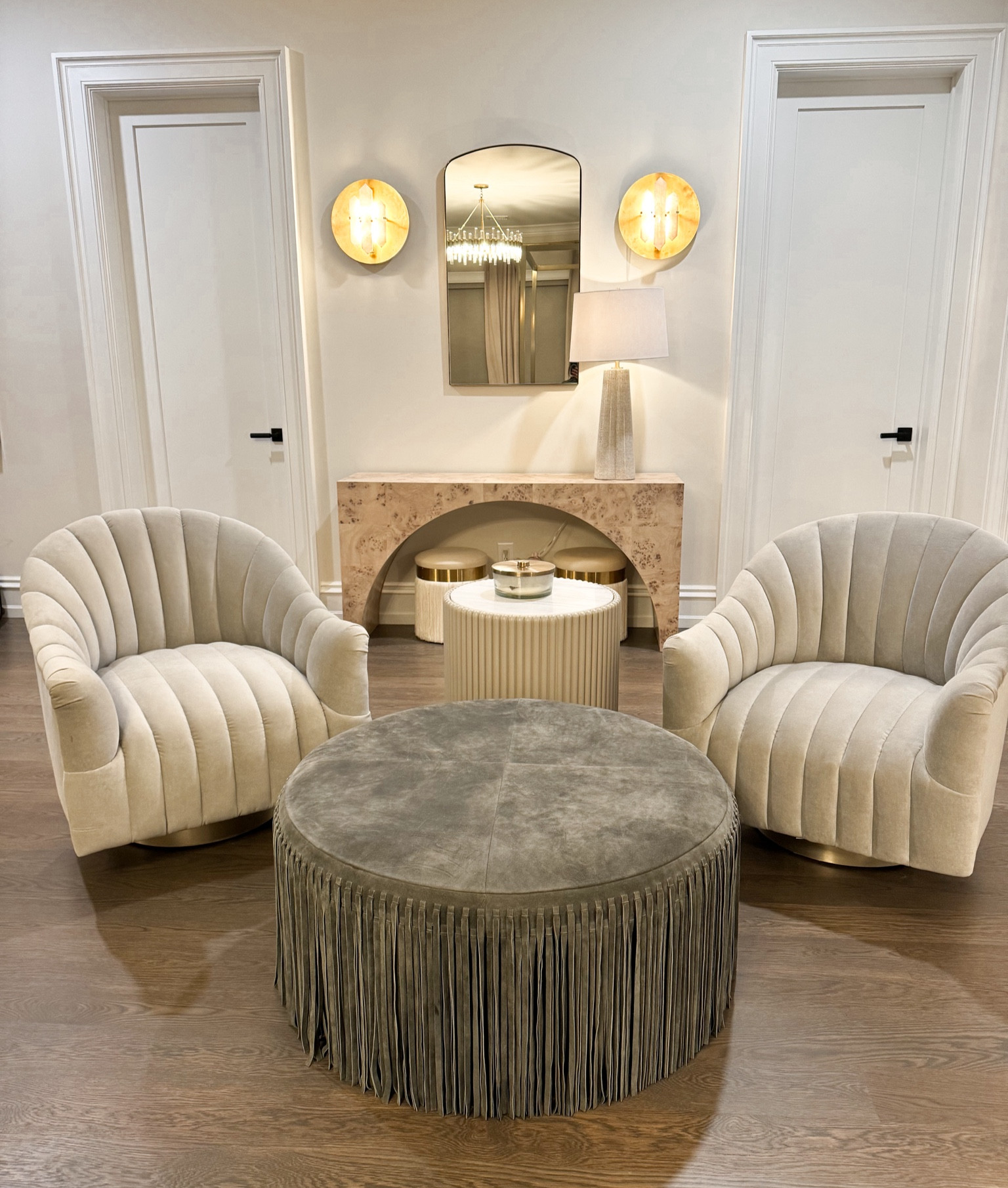 Master bedroom seating area

#LTKHome #LTKStyleTip