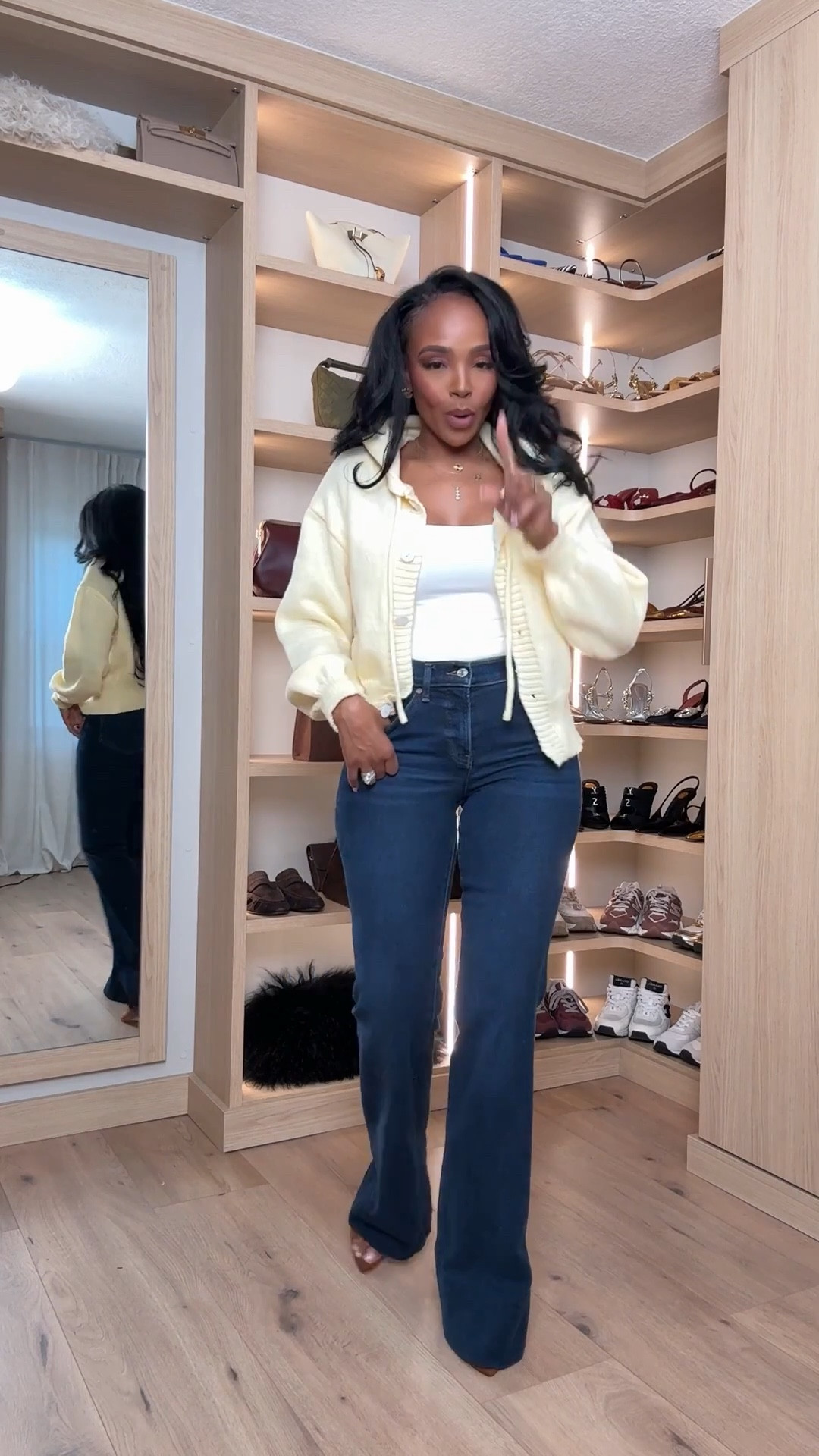 Spring coat haul and these are the kind of layers that make your outfits look expensive without trying.

Everything is linked below 🤍

When the weather is in that in-between phase, a good coat is what pulls everything together. These are lightweight, easy to throw on, and perfect for layering over dresses, denim, trousers, or matching sets. Think polished but still practical.

I focused on classic silhouettes you’ll wear on repeat — tailored shapes, clean lines, neutral tones that work with literally everything in your closet. These are perfect for:
• work days
• brunch
• travel
• school drop-offs
• date night with a simple swap of shoes

The best part? These aren’t just “one season” pieces. They’re the kind of coats that live in your wardrobe year after year.

If an item shows in a different color, still click it — the same silhouette is usually available in multiple shades.

Wearing size Small.
5’4” | 140 lbs | 36D | 36-27-40

Everything is linked below for easy shopping.

