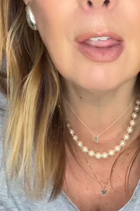 The jewels! Pearls are vintage, I’ve had them since I was 16. Black diamonds had me in a chokehold for a long time, these are classics #ltkjewelry

#LTKsalealert #LTKstyletip