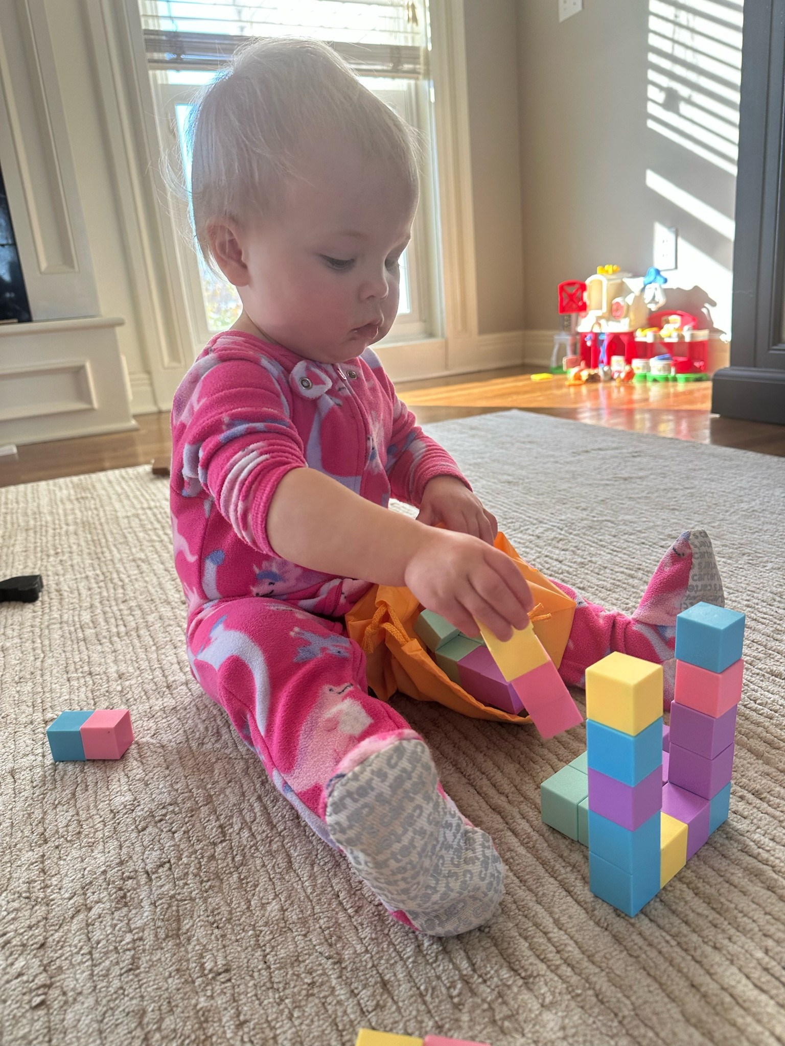 Magnetic stacking blocks