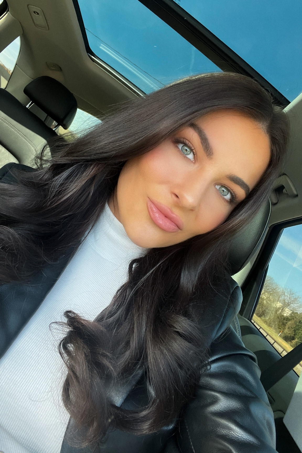 Soft everyday glam ✨ 
Everyday glam with loose curls from the Dyson Airwrap in stock, Charlotte Tilbury full coverage foundation and Shape Tape full coverage concealer topped off with a plumping gloss for the perfect pout 

#LTKGiftGuide #LTKbeauty #LTKFind