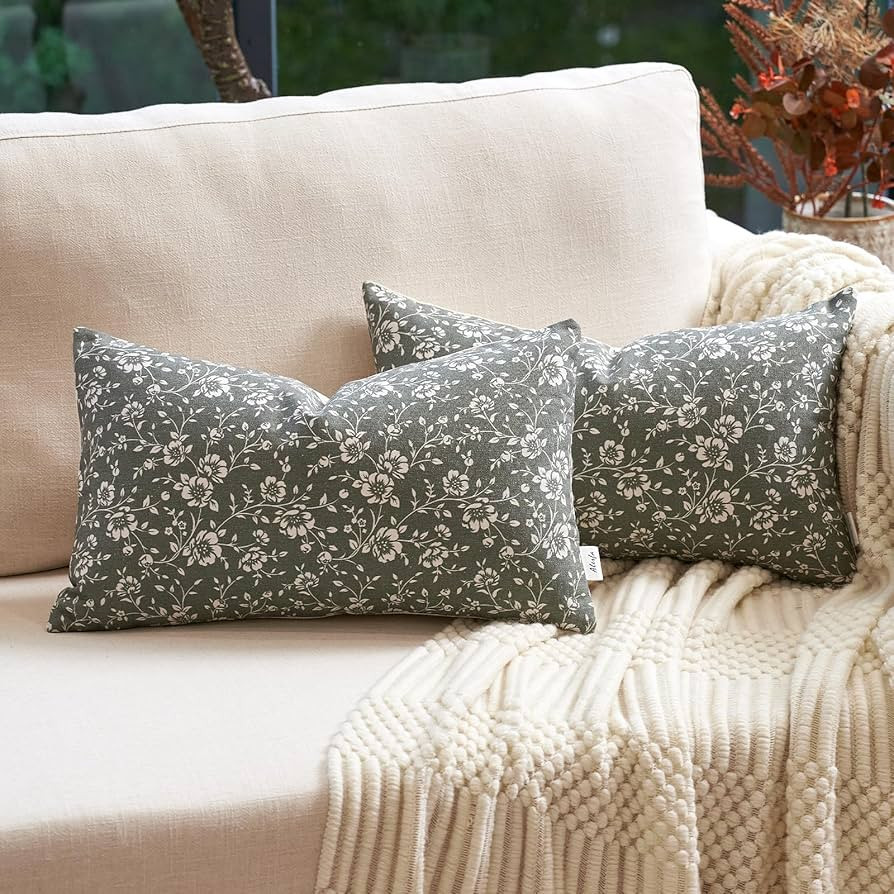Alerfa Set of 2 Floral Lumbar Pillow Covers 12x20, Vintage Block Print Throw Pillow Covers Decora... | Amazon (US)