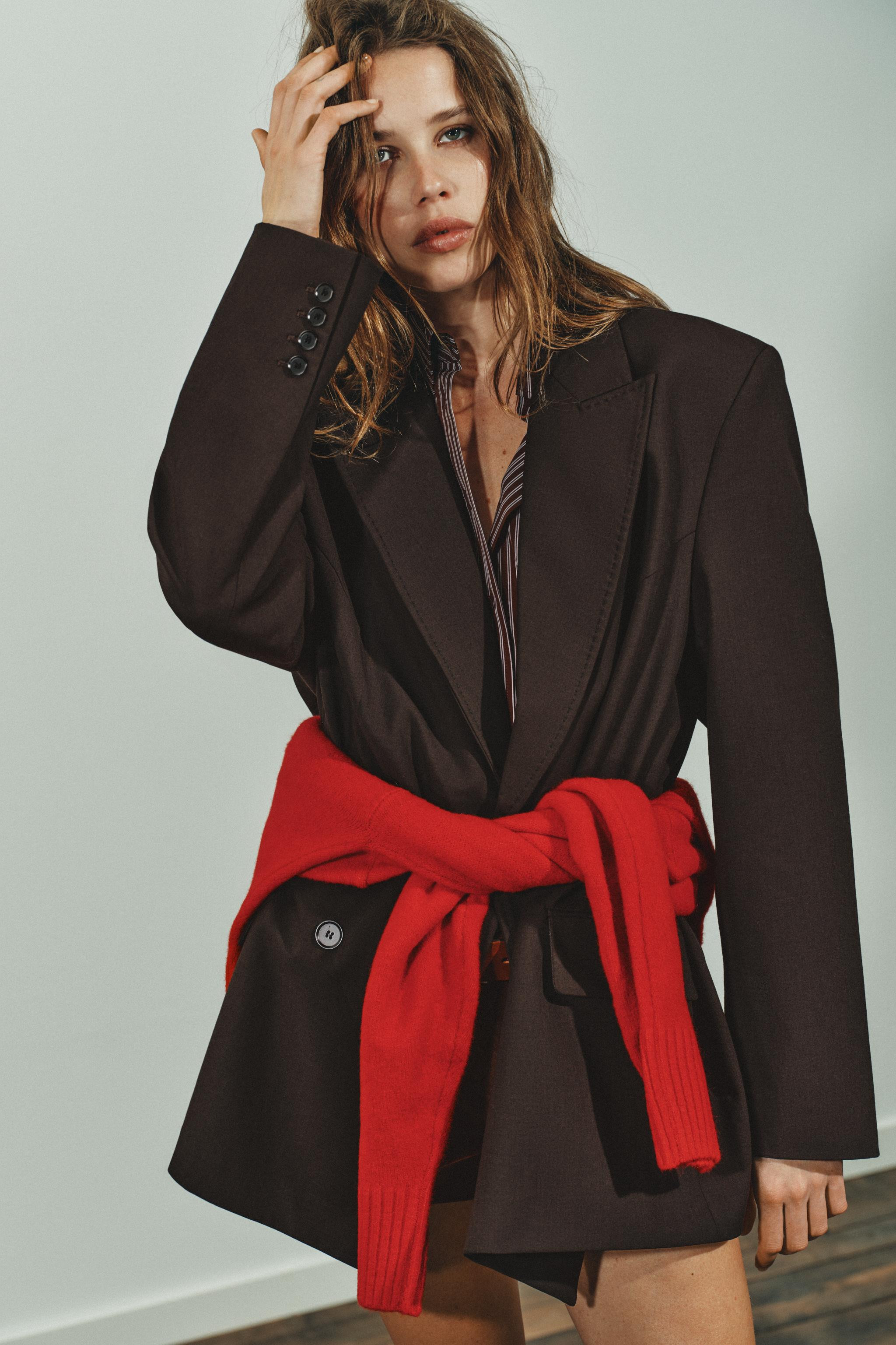 OVERSIZE DOUBLE-BREASTED BLAZER | Zara UK